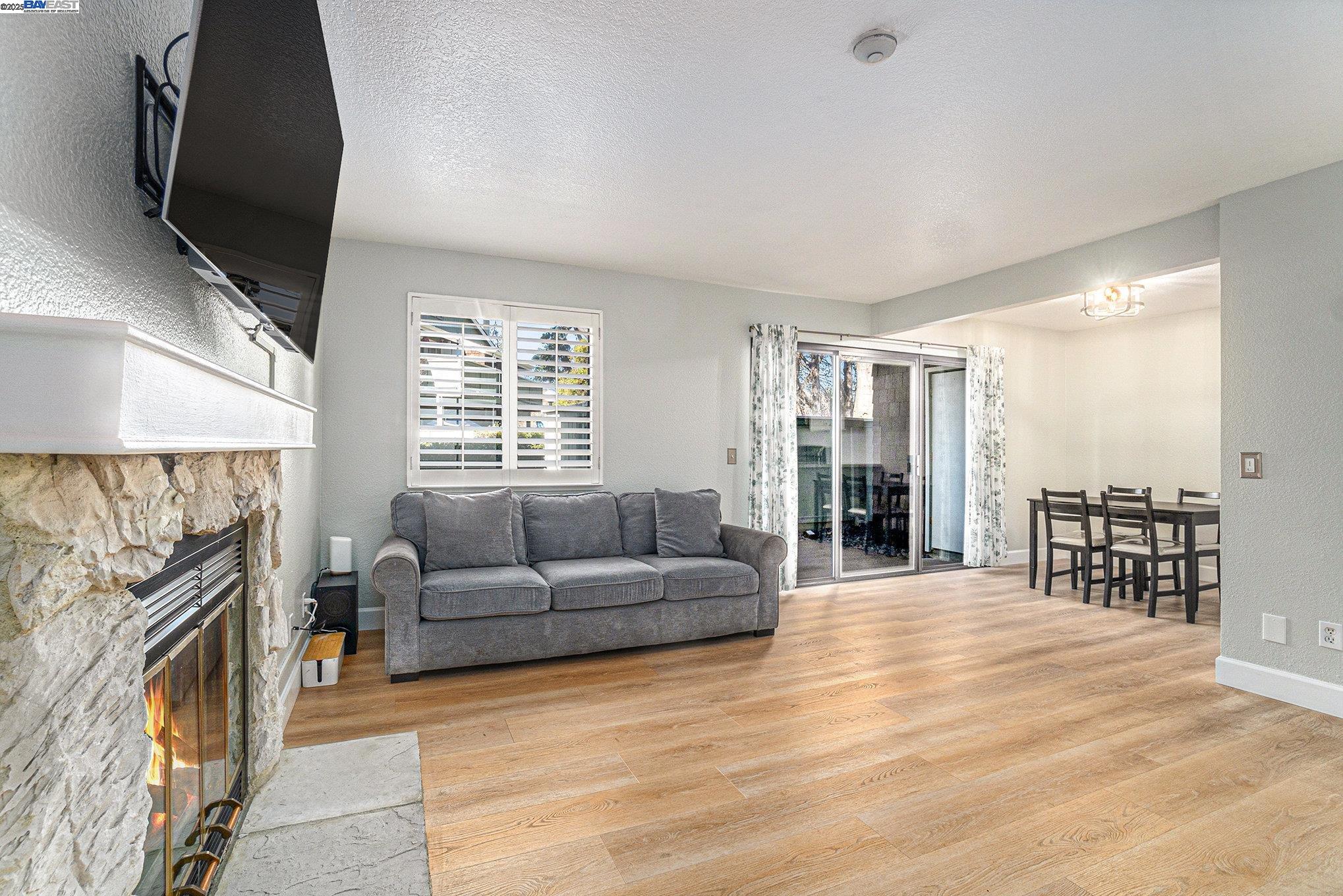 Photo #6: 41084872 Listing 