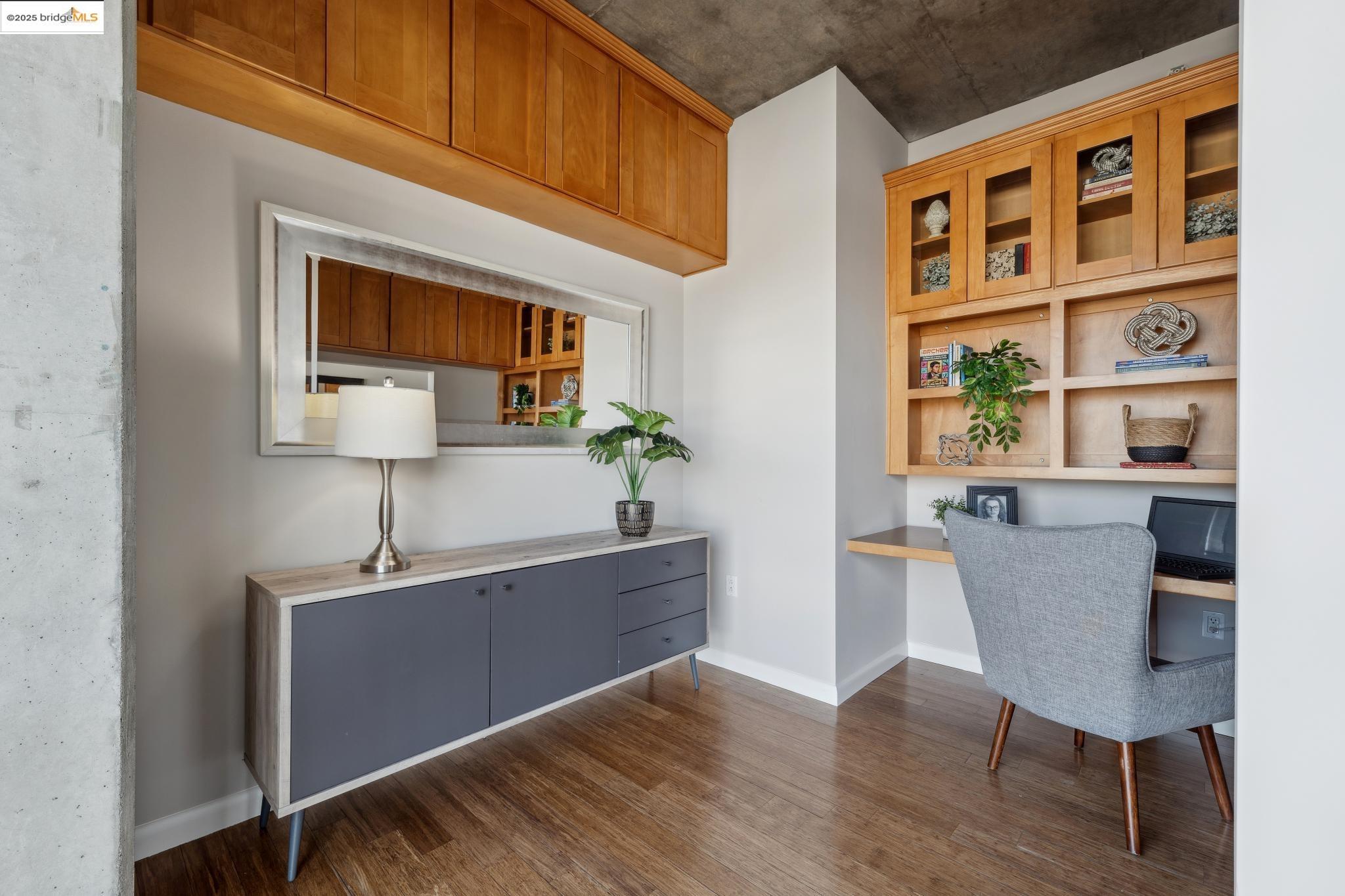 428 Alice St 422