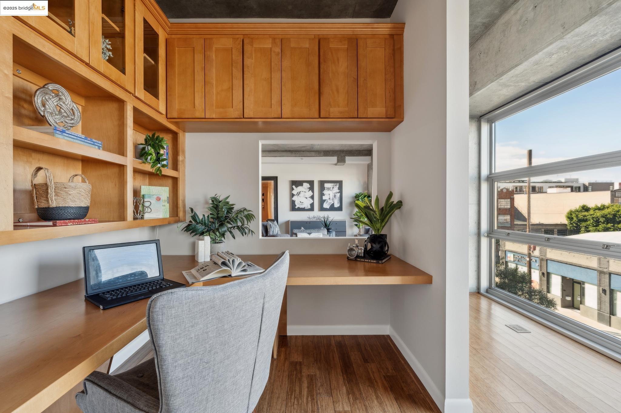 428 Alice St 422