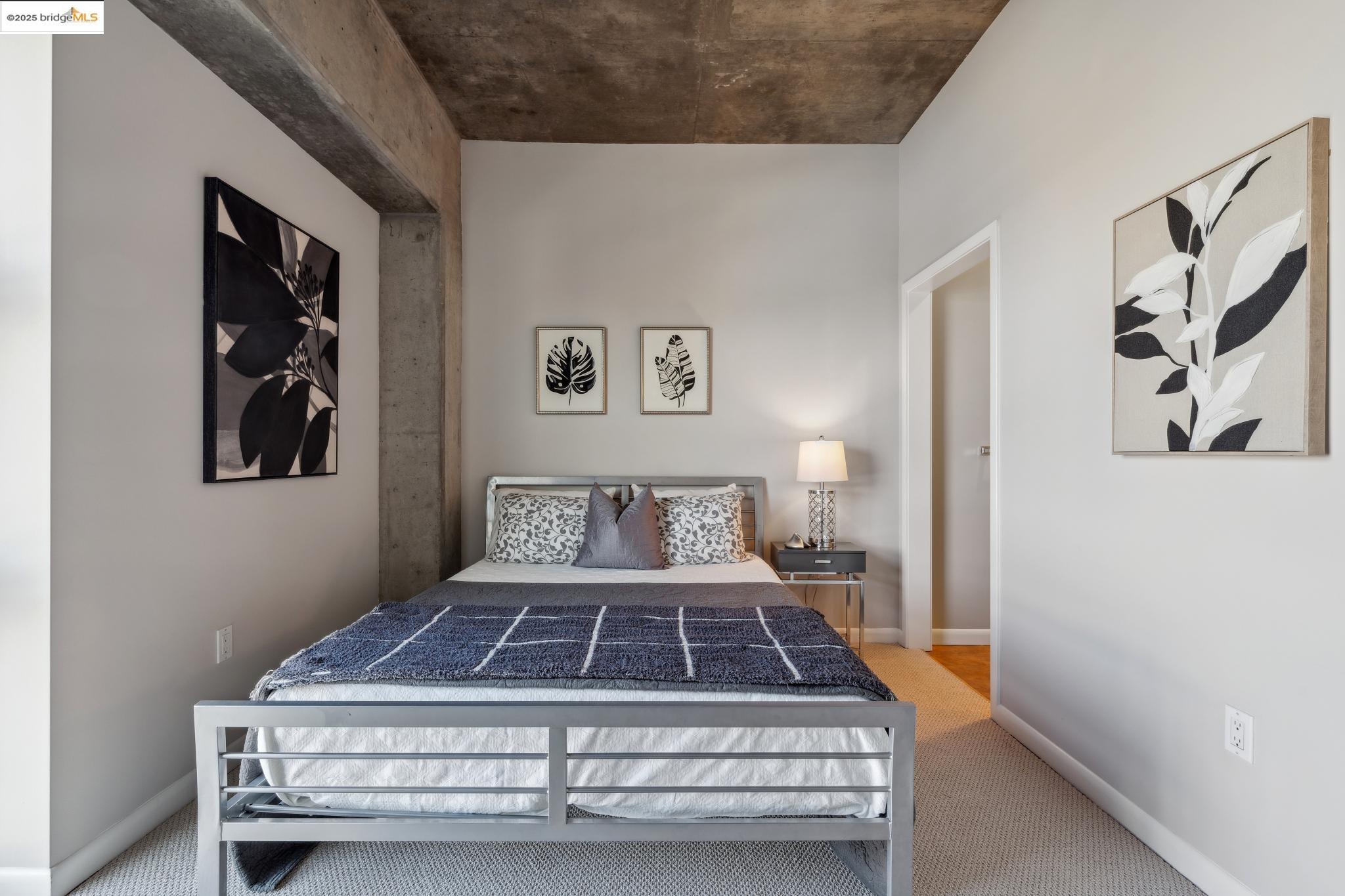 428 Alice St 422