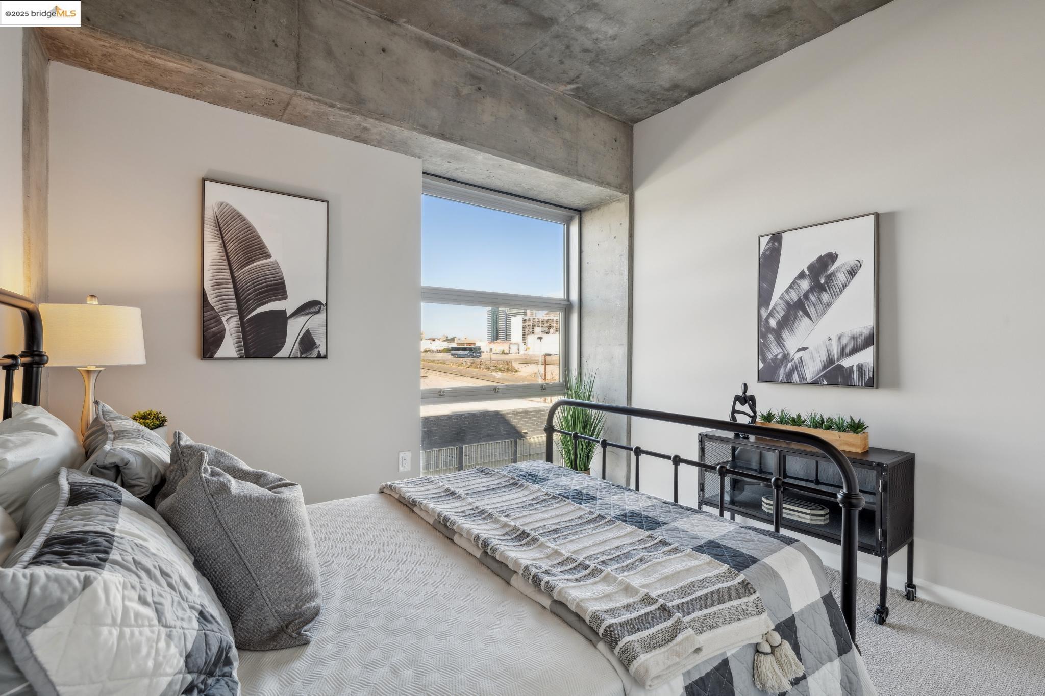 428 Alice St 422