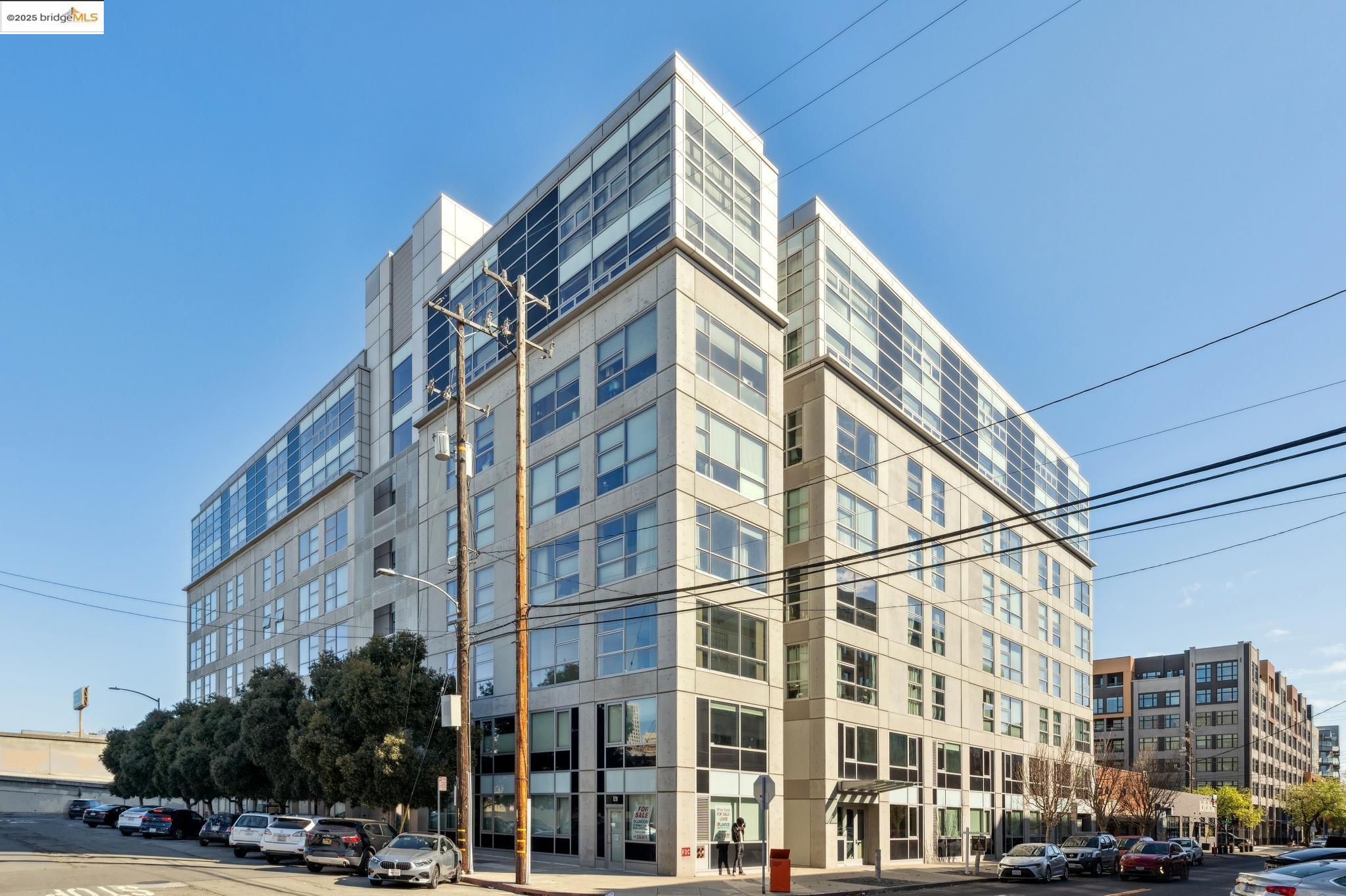 428 Alice St 422