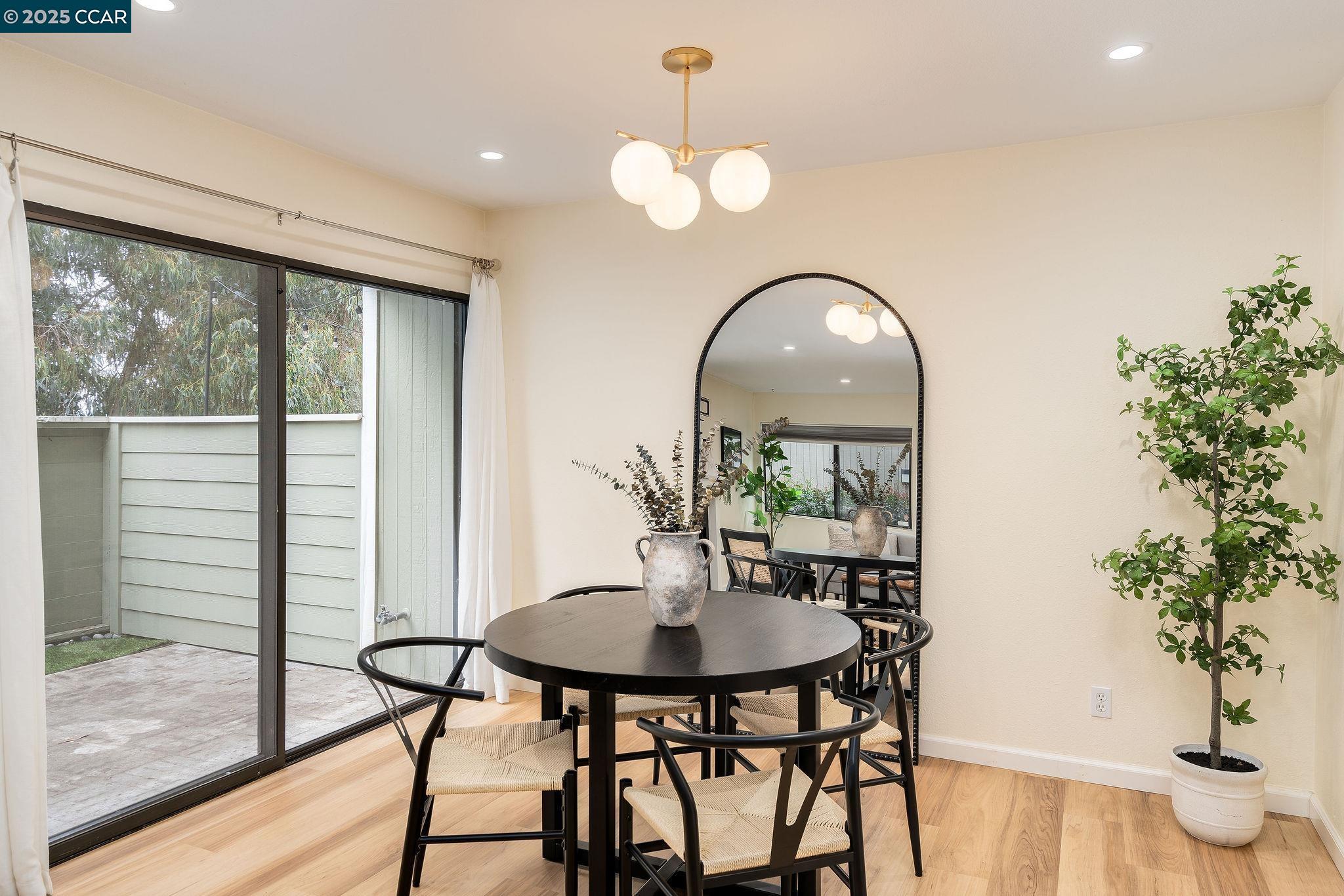 Photo #5: 41084875 Listing 