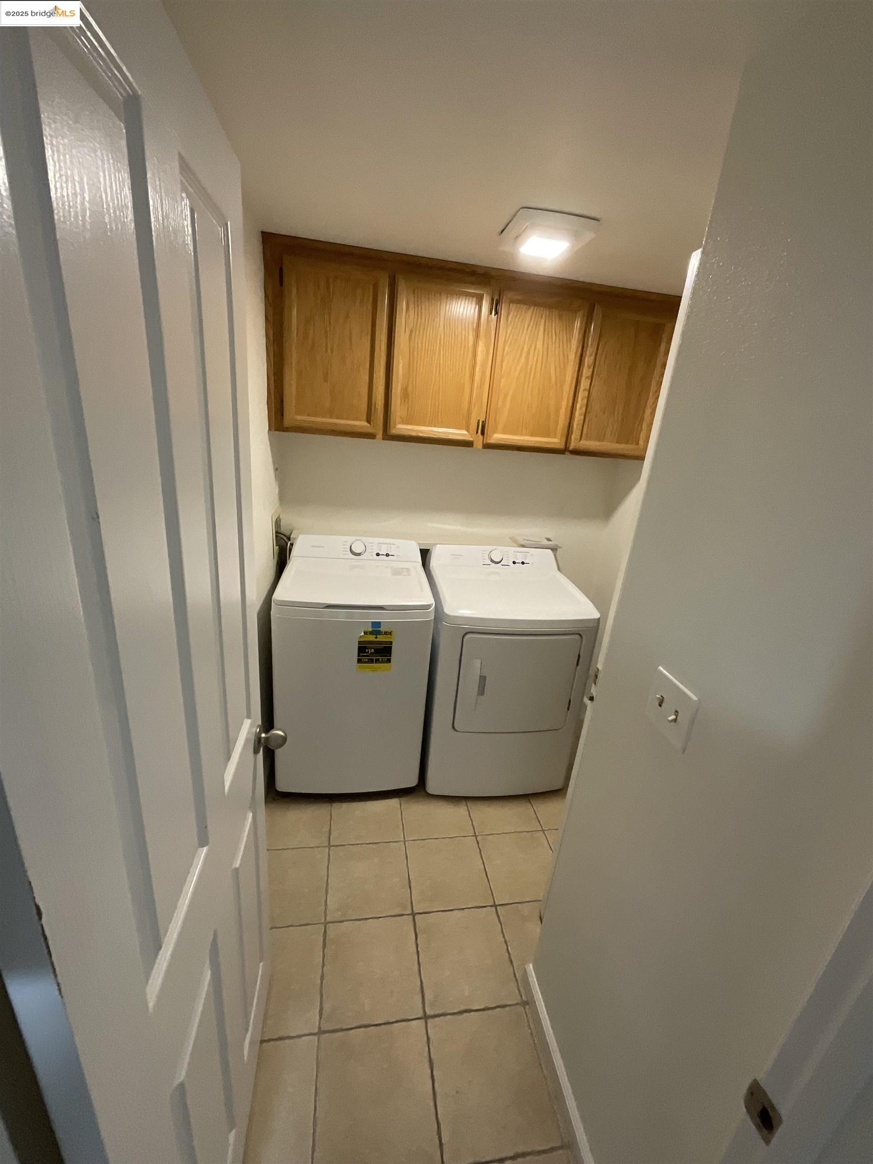 Detail Gallery Image 16 of 16 For 131 Pelican Loop, Pittsburg,  CA 94565 - 4 Beds | 2/1 Baths