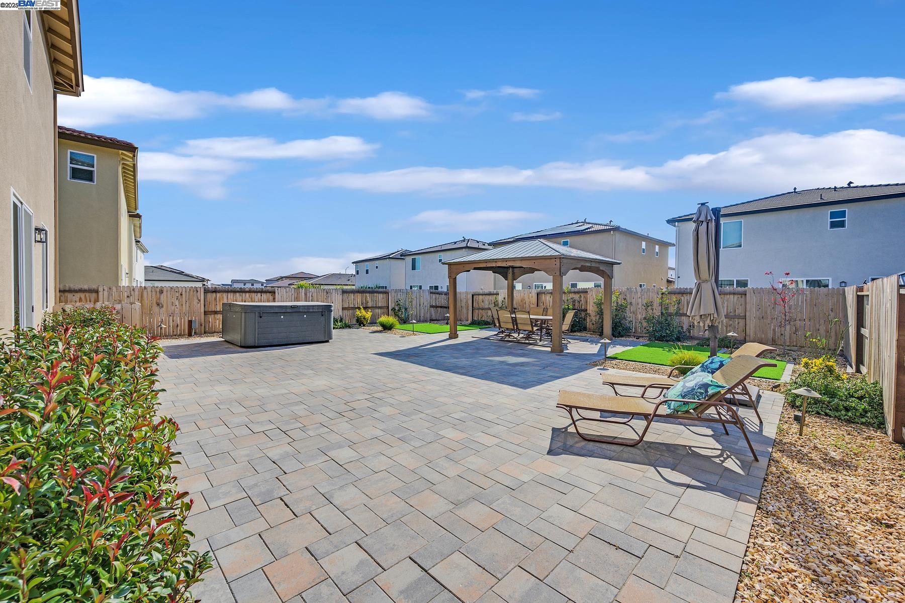 Detail Gallery Image 14 of 22 For 3102 Feather Rd, Manteca,  CA 95377 - 3 Beds | 2/1 Baths
