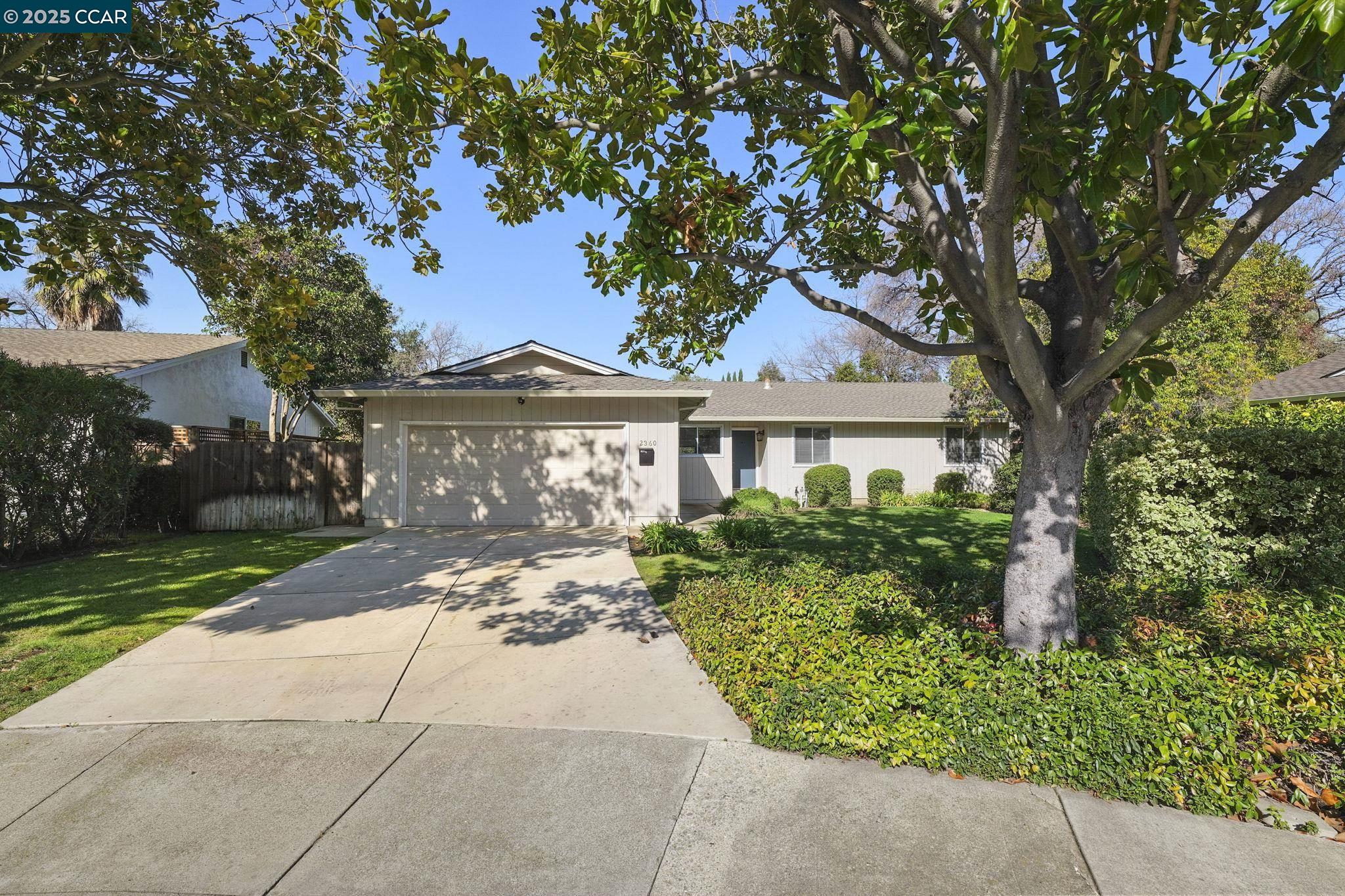 If you've been looking for a four-bedroom rancher with a wonderful court location in Walnut Creek, this is your perfect opportunity! The excellent floor plan flows seamlessly, and the nearly 10,000 square foot expansive and flat lot offers limitless potential. Carriage Square is a coveted neighborhood that provides fantastic proximity to restaurants, shopping, schools, parks, freeways/BART and other amenities. This lovely home is on the market for the first time in 50 years and is ready for new owners to put their stamp on it!