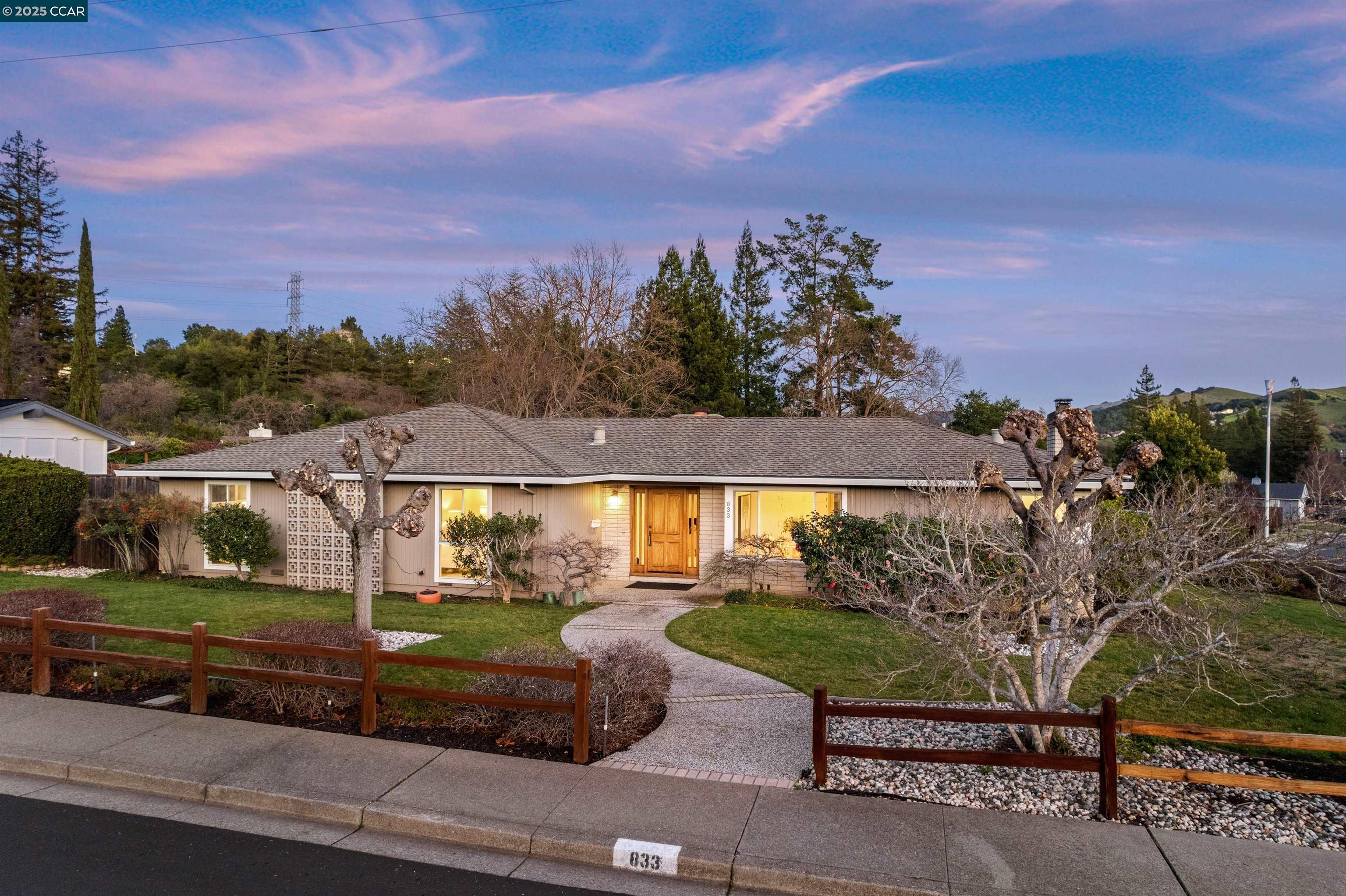 Detail Gallery Image 1 of 1 For 833 Camino Ricardo, Moraga,  CA 94556 - 4 Beds | 2/1 Baths