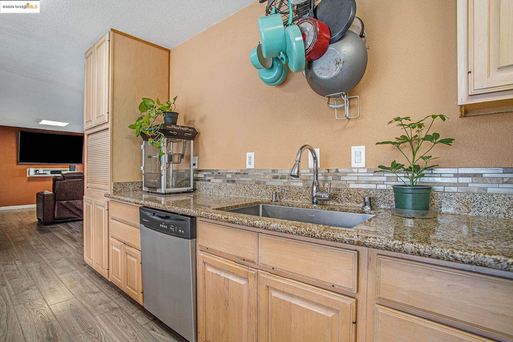 Photo #4: 41084942 Listing 