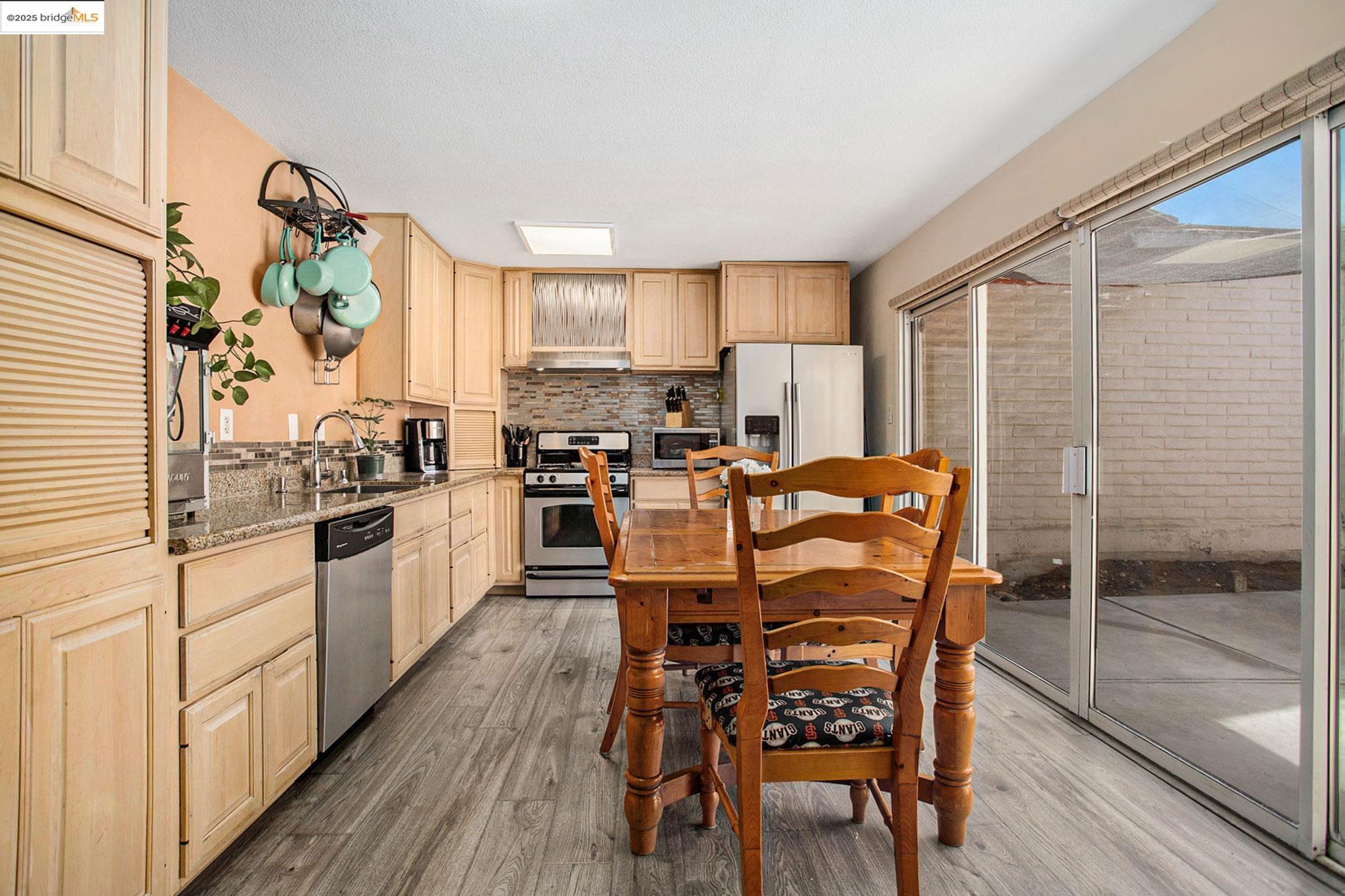Photo #6: 41084942 Listing 