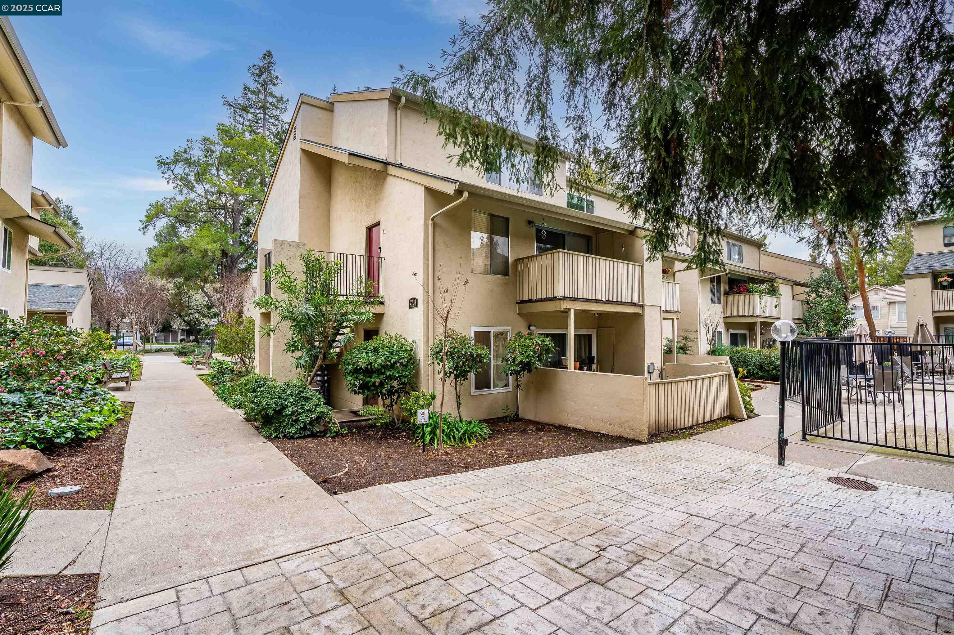 Photo #3: 41085006 Listing 