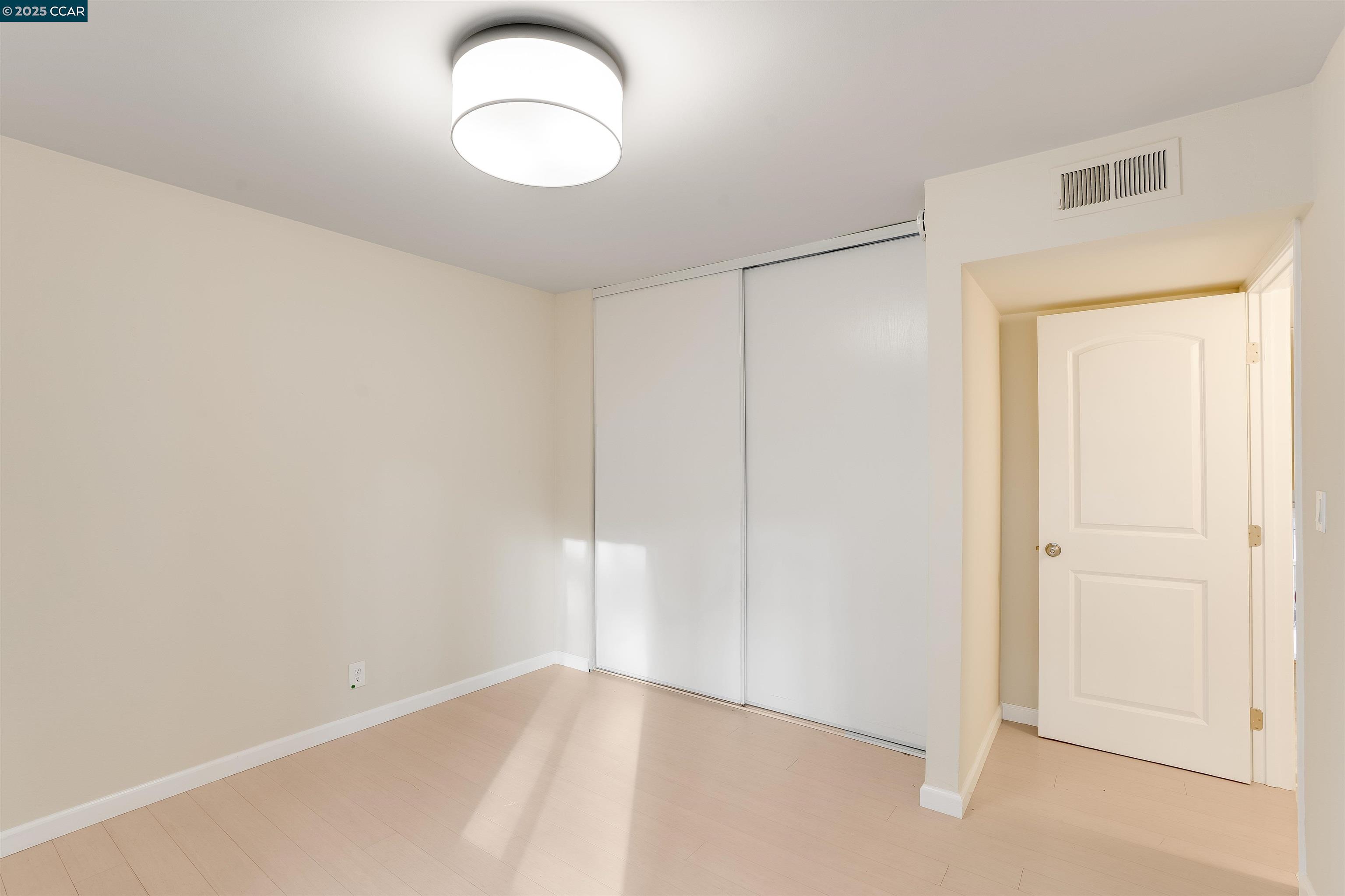 Photo #28: 41085006 Listing: Photo #28