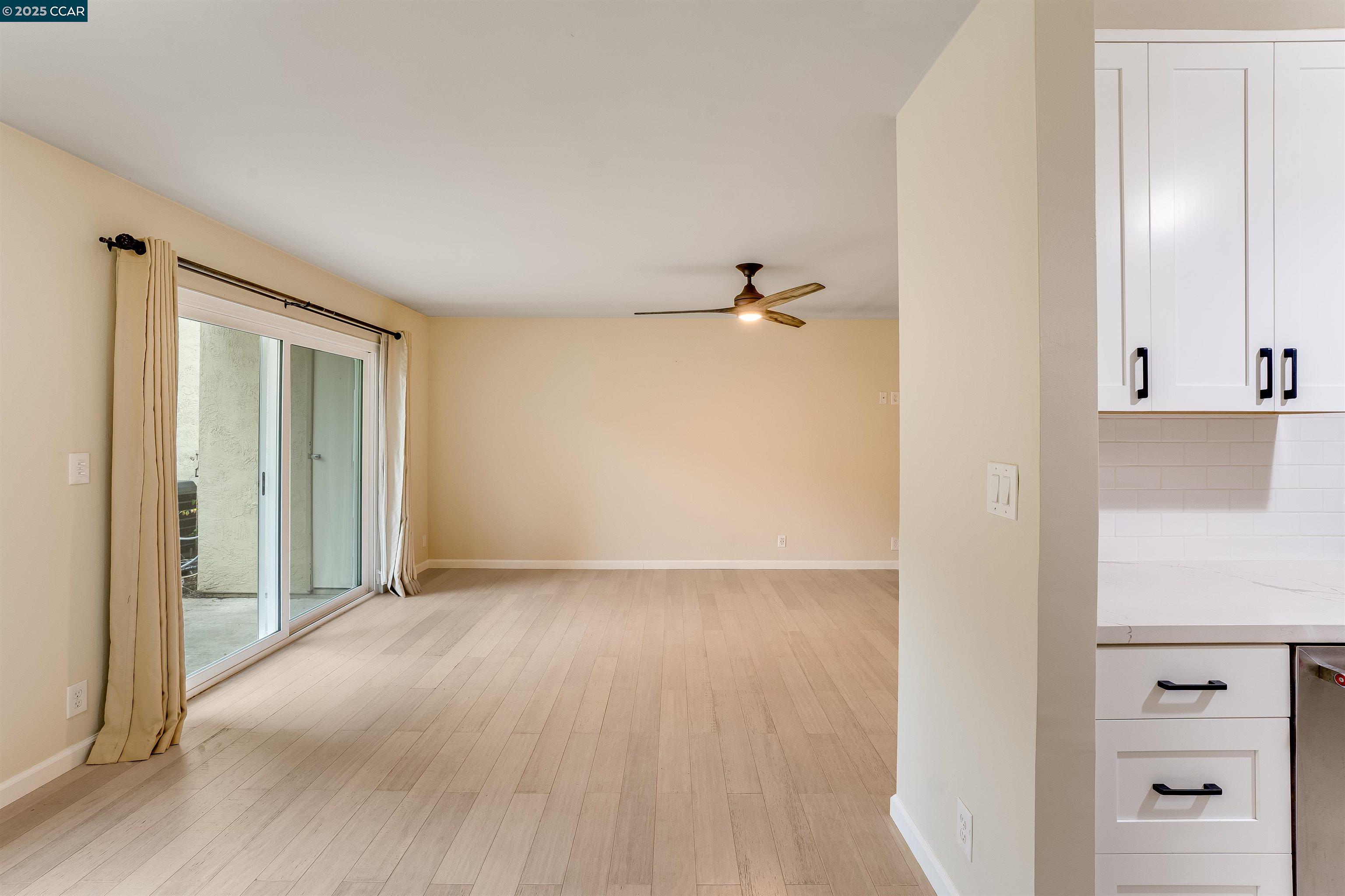 Photo #9: 41085006 Listing: Photo #9