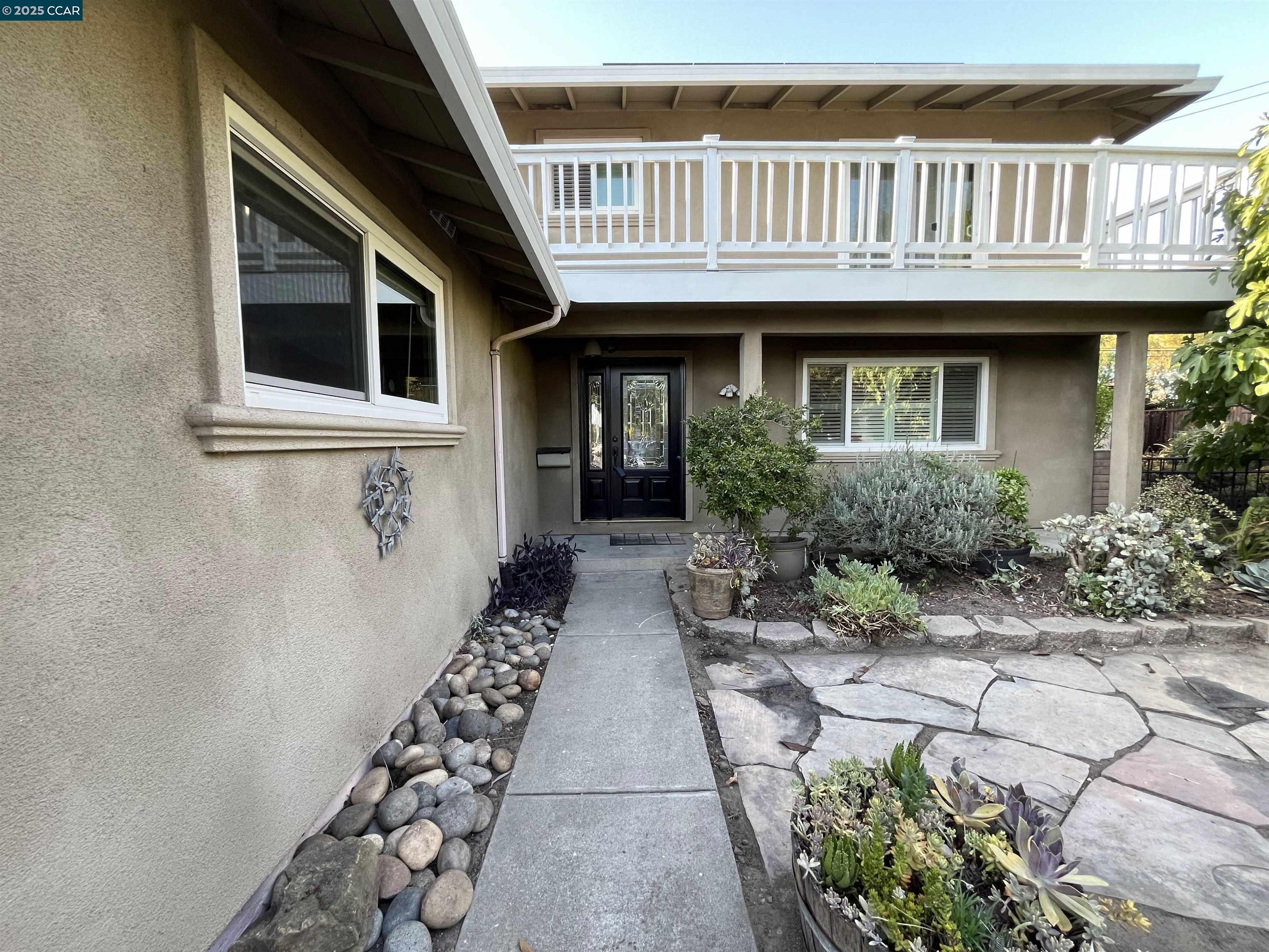 Detail Gallery Image 2 of 44 For 1381 Columbus Cir, Milpitas,  CA 95035 - 6 Beds | 4 Baths