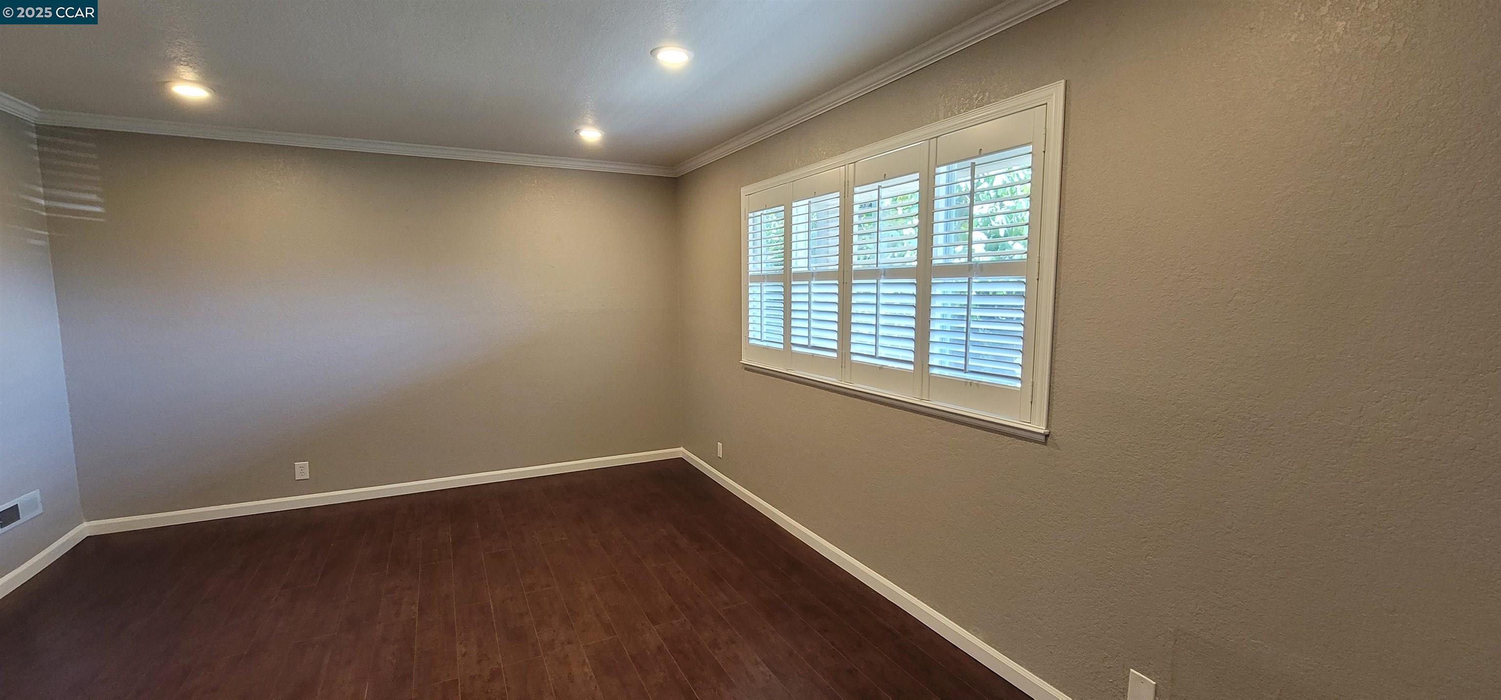 Detail Gallery Image 12 of 44 For 1381 Columbus Cir, Milpitas,  CA 95035 - 6 Beds | 4 Baths