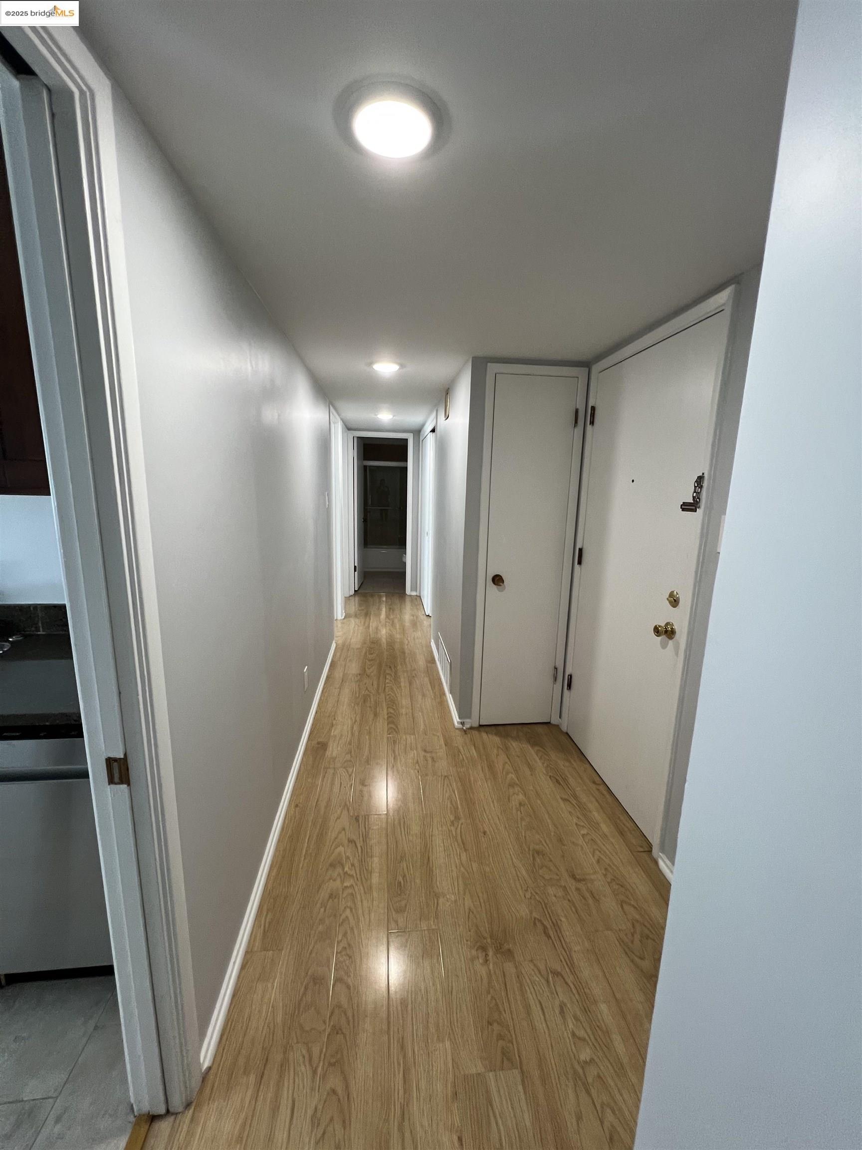 Detail Gallery Image 6 of 10 For 2636 Warring St #204,  Berkeley,  CA 94704 - 2 Beds | 1 Baths