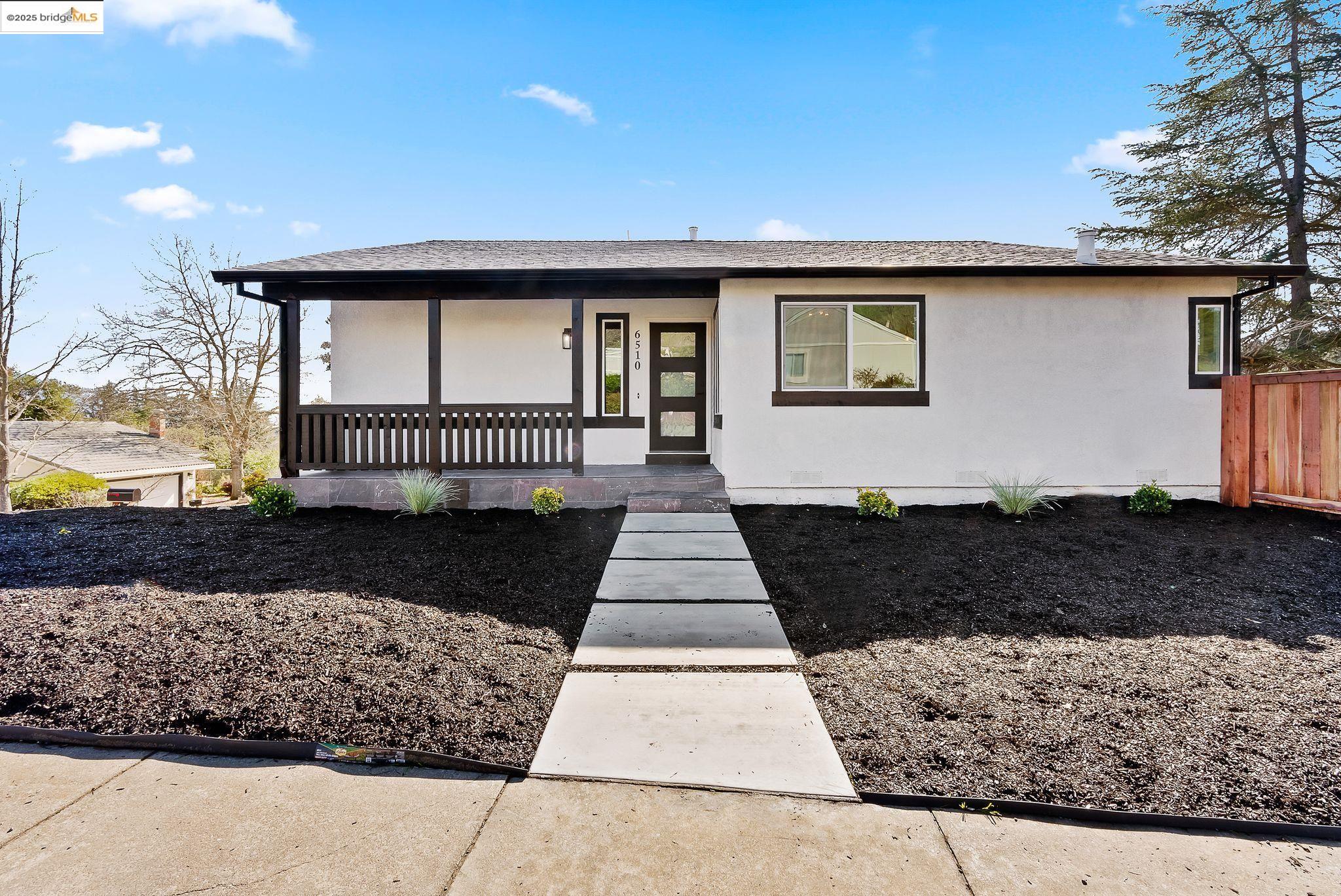 Detail Gallery Image 1 of 1 For 6510 Longwood Ct, Martinez,  CA 94553 - 4 Beds | 2/1 Baths