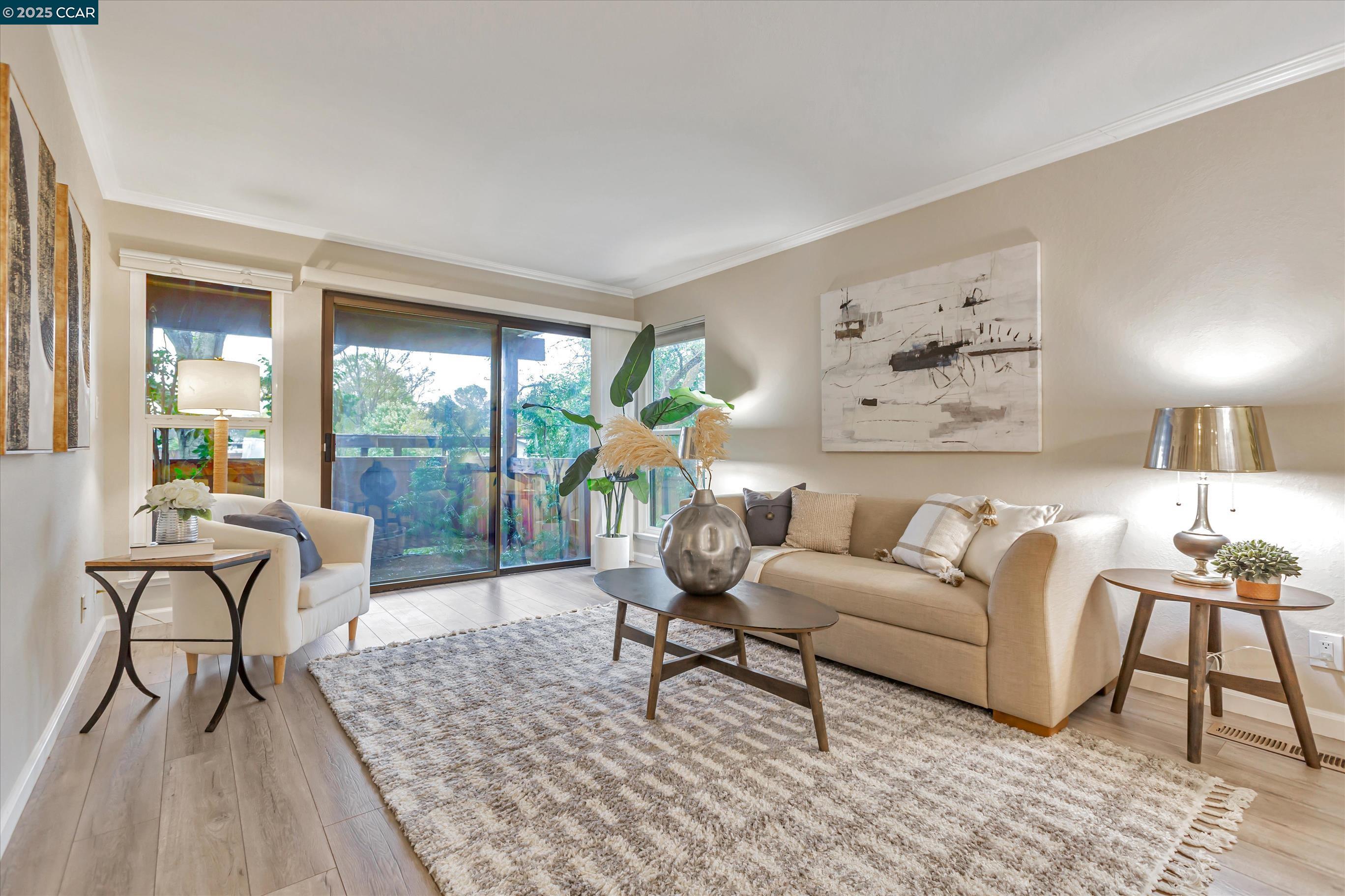 Photo #5: 41085023 Listing 