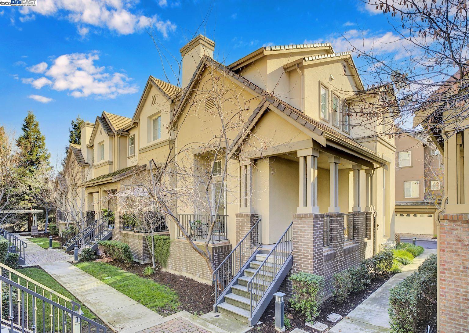 More Details about MLS # 41085033 : 1021 CARNELIAN TER