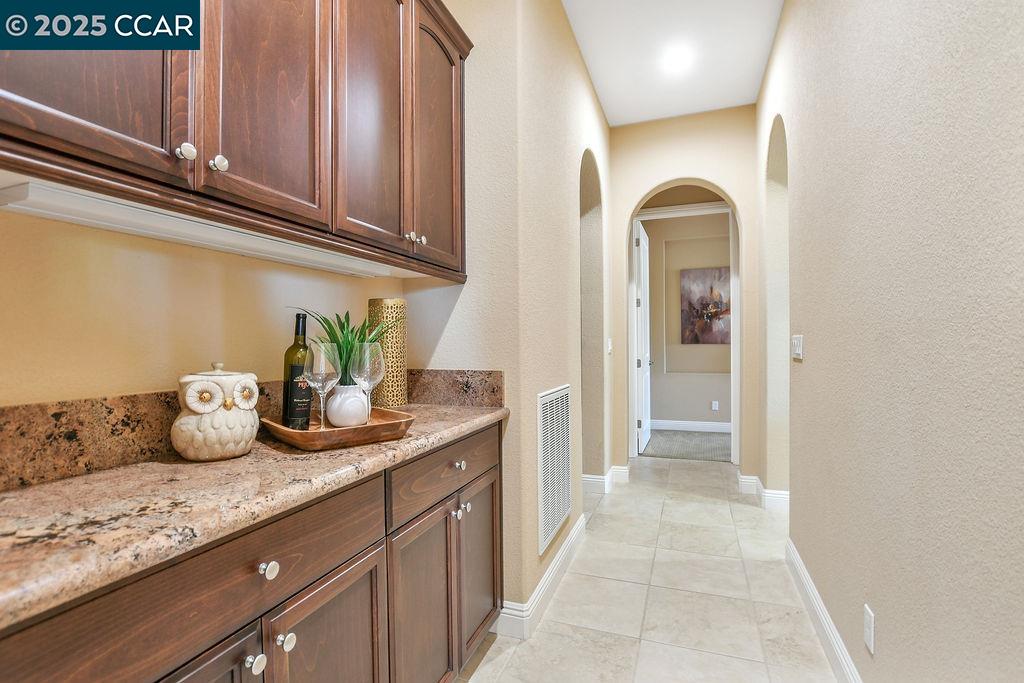 Detail Gallery Image 14 of 43 For 1587 California Trl, Brentwood,  CA 94513 - 2 Beds | 2/1 Baths