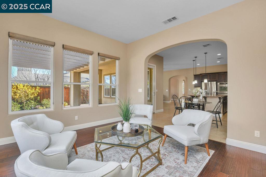 Detail Gallery Image 16 of 43 For 1587 California Trl, Brentwood,  CA 94513 - 2 Beds | 2/1 Baths