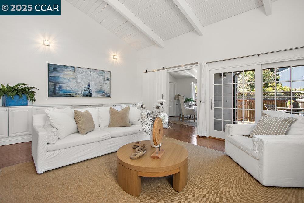 Photo #11: 41085038 Listing: Photo #11