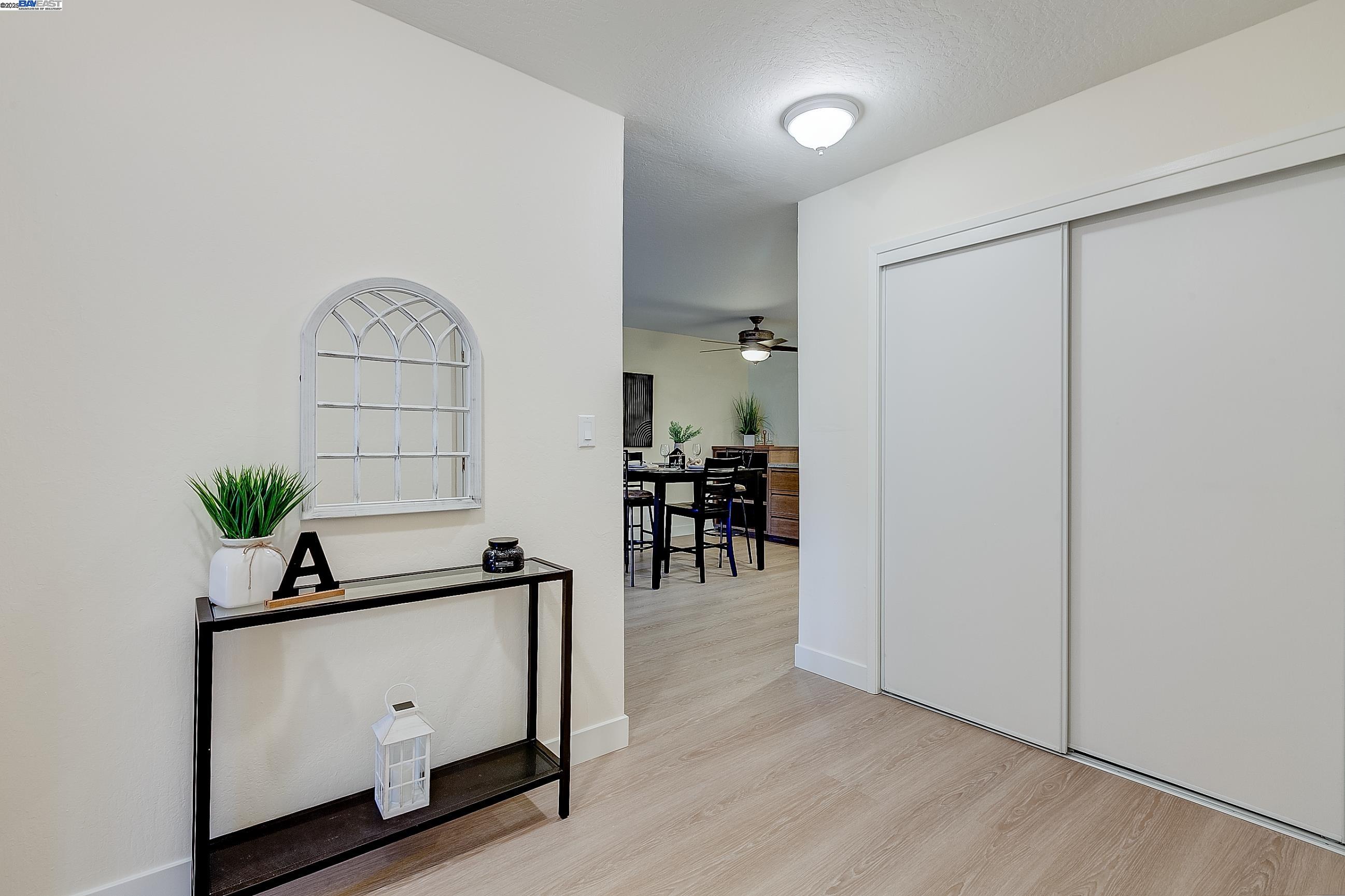 Photo #4: 41085051 Listing: Photo #4