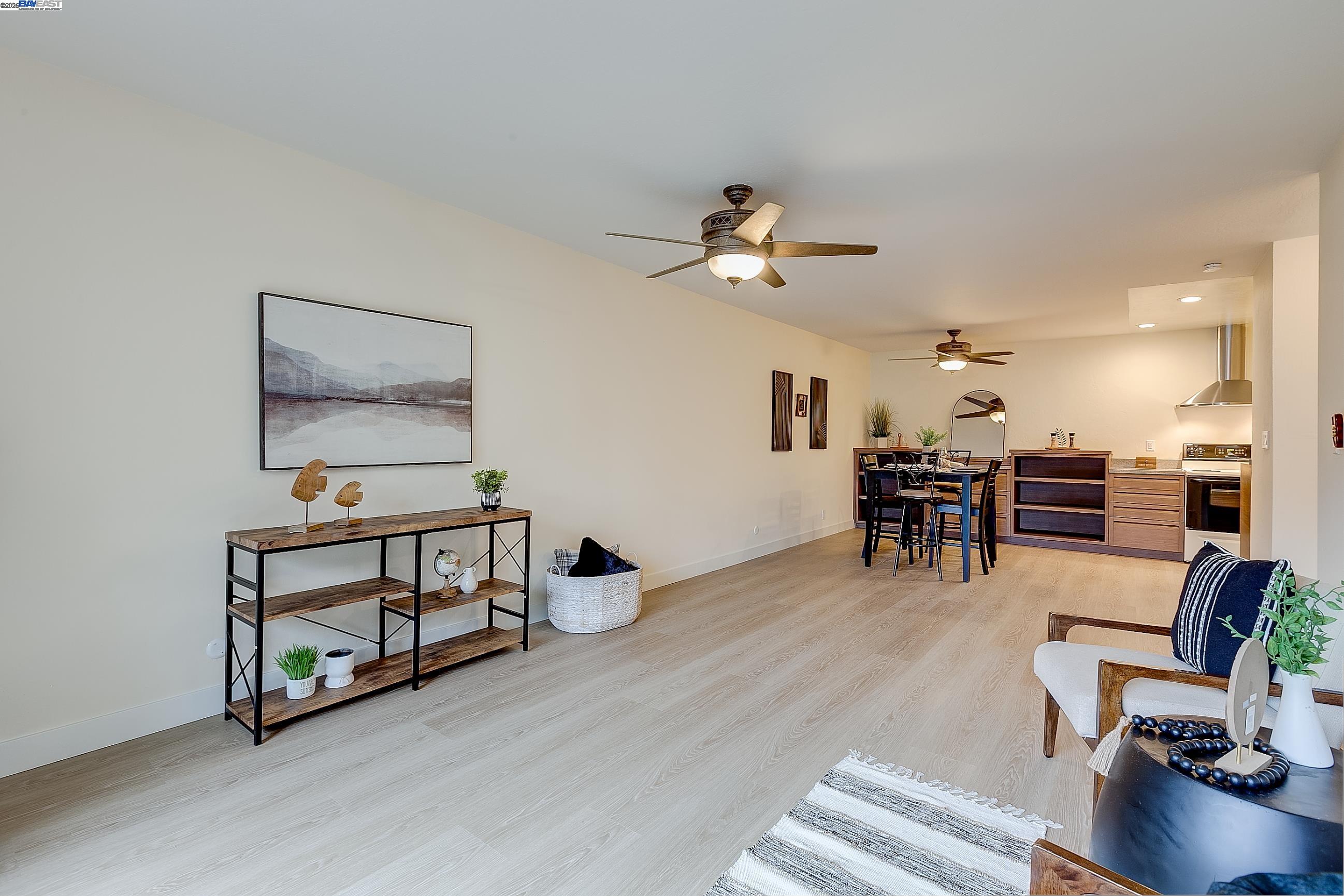 Photo #7: 41085051 Listing: Photo #7