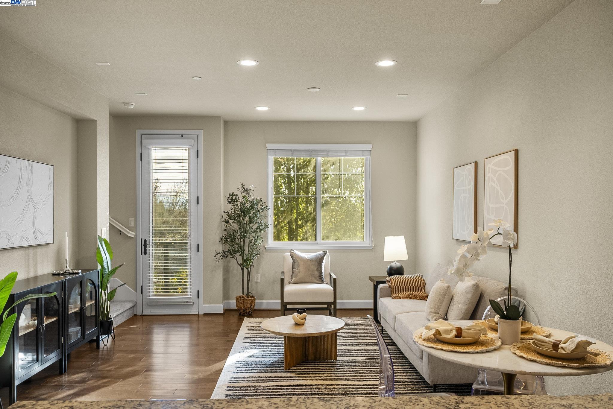 Photo #2: 41085052 Listing 