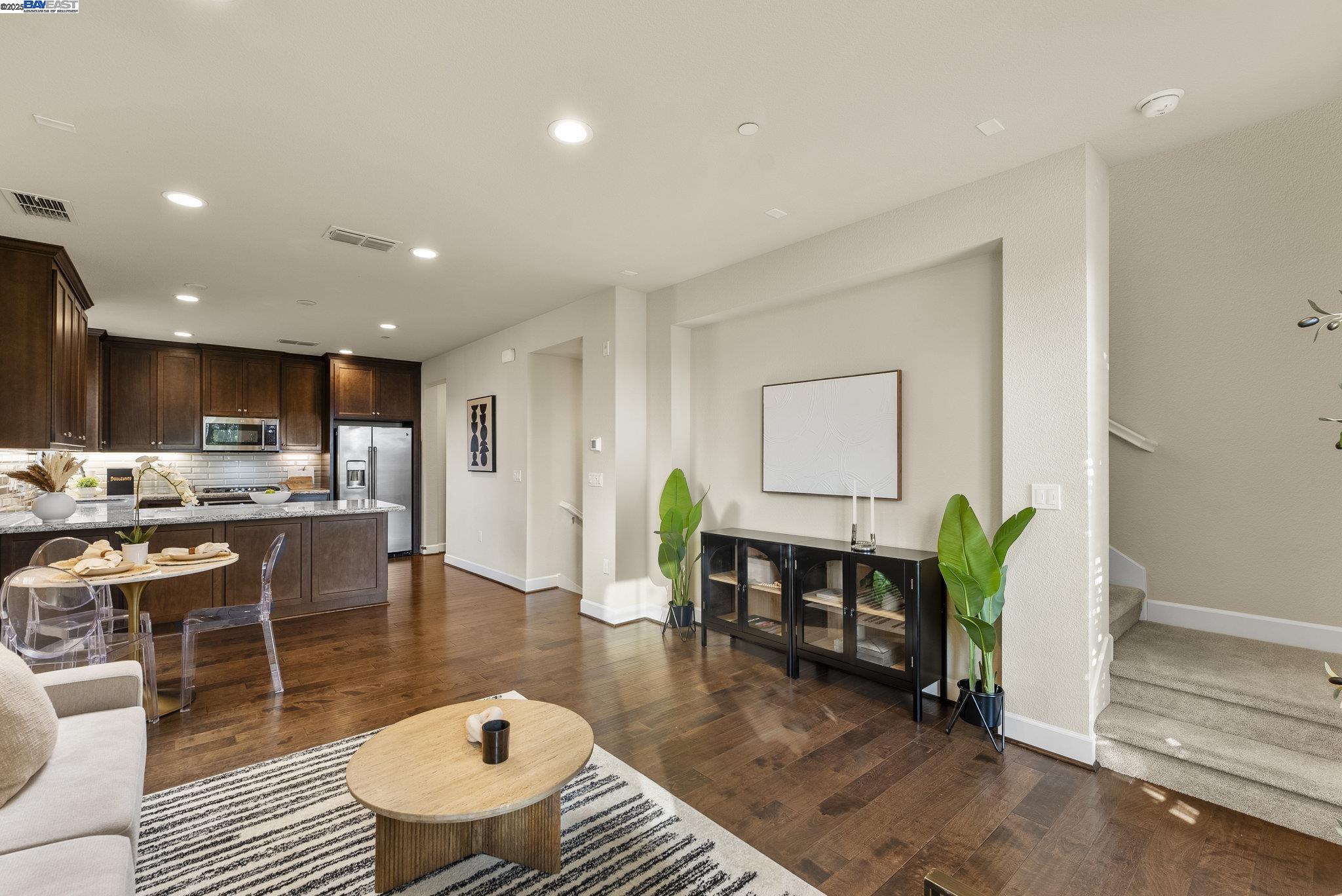 Photo #3: 41085052 Listing 