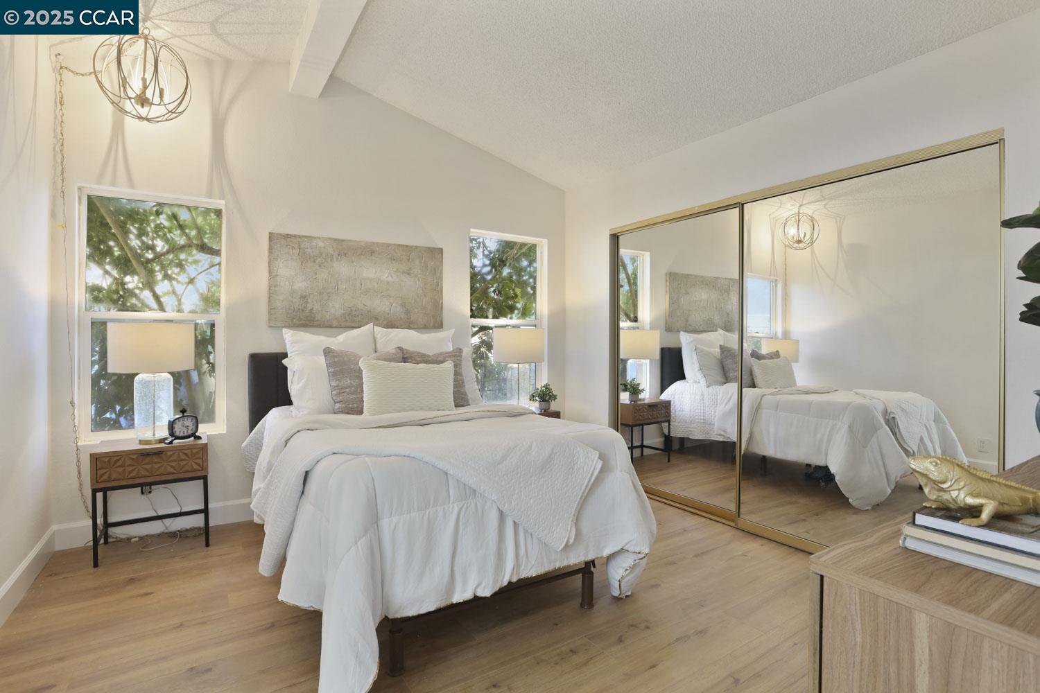 Detail Gallery Image 25 of 41 For 3015 E Bayshore Road #353,  Redwood City,  CA 94063-4147 - 2 Beds | 2 Baths