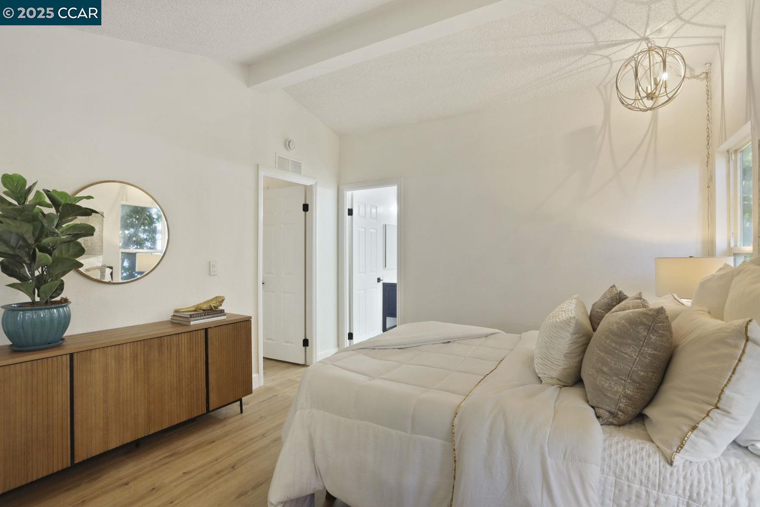 Detail Gallery Image 27 of 41 For 3015 E Bayshore Road #353,  Redwood City,  CA 94063-4147 - 2 Beds | 2 Baths
