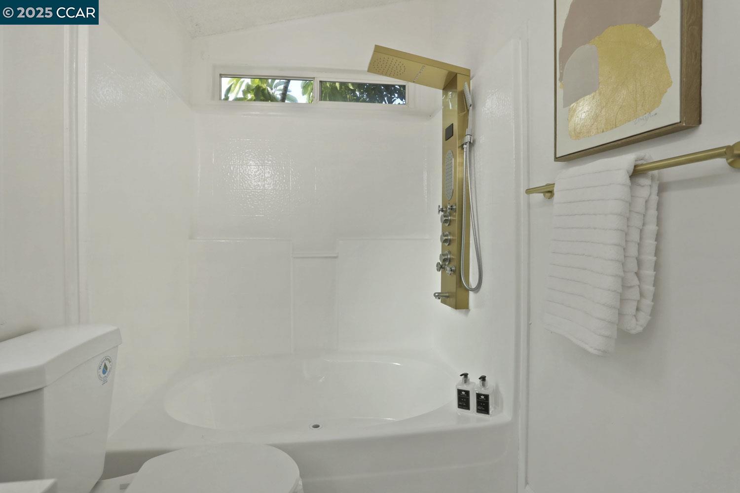 Detail Gallery Image 30 of 41 For 3015 E Bayshore Road #353,  Redwood City,  CA 94063-4147 - 2 Beds | 2 Baths