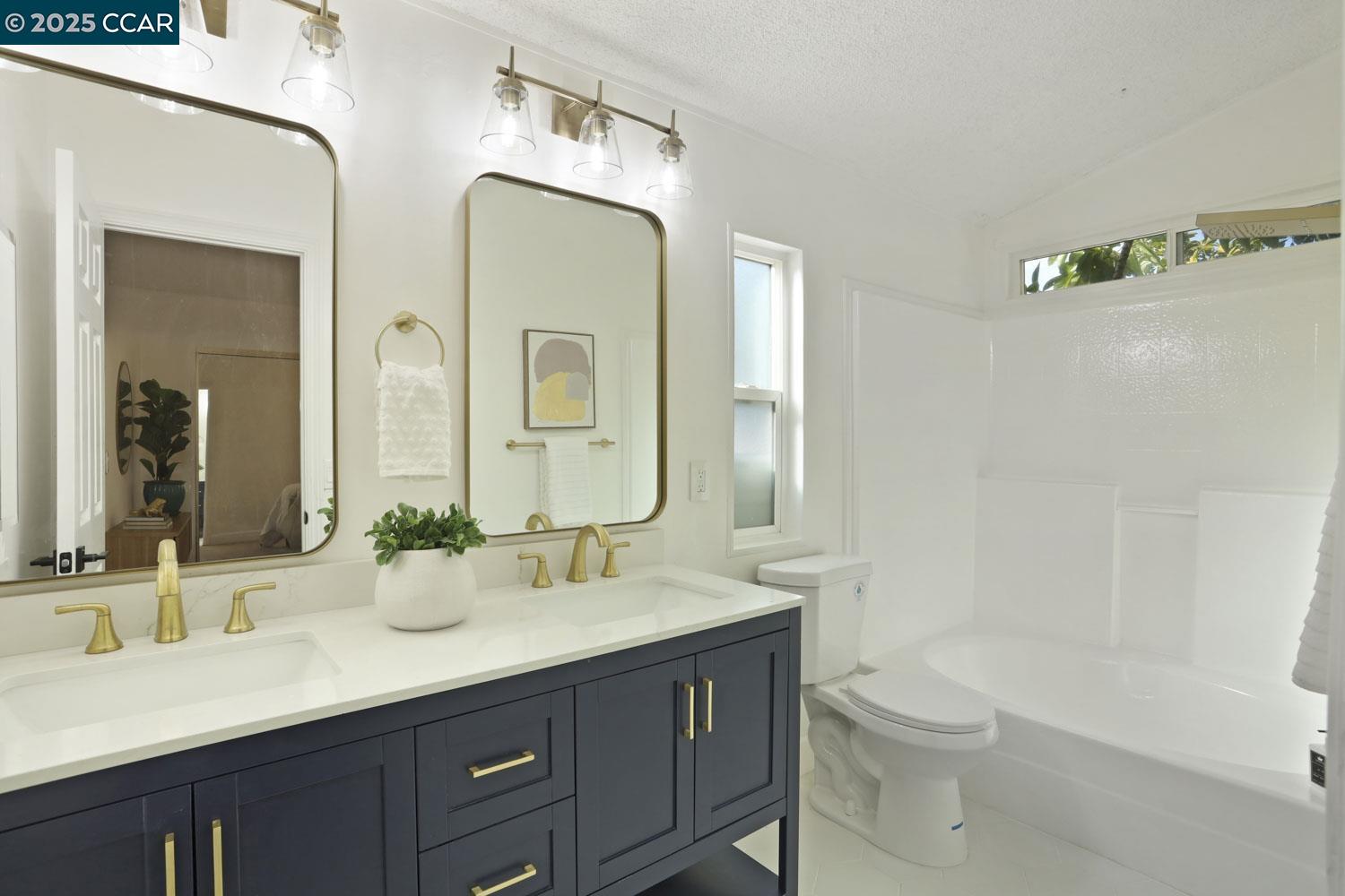 Detail Gallery Image 41 of 41 For 3015 E Bayshore Road #353,  Redwood City,  CA 94063-4147 - 2 Beds | 2 Baths