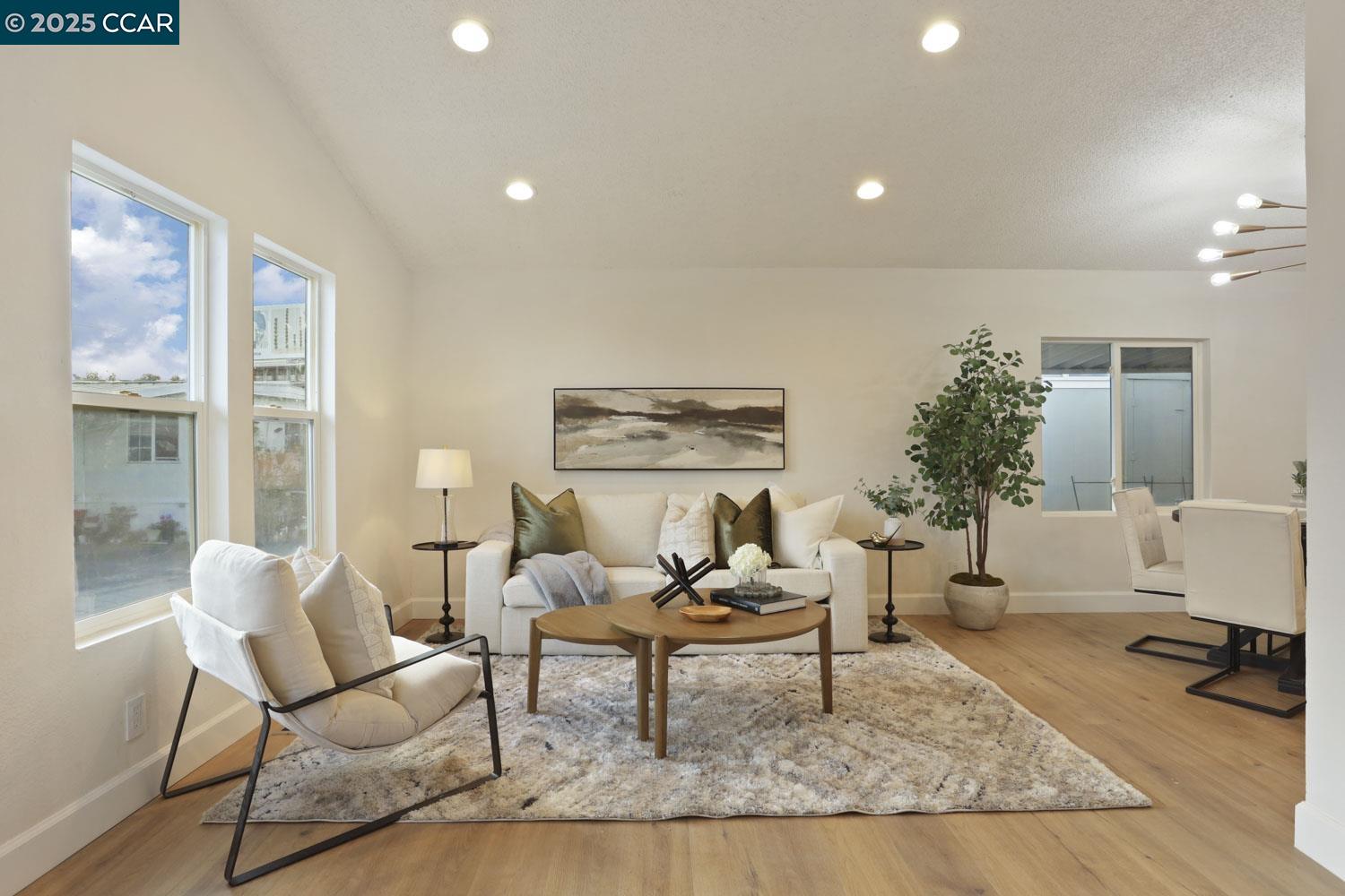 Detail Gallery Image 8 of 41 For 3015 E Bayshore Road #353,  Redwood City,  CA 94063-4147 - 2 Beds | 2 Baths