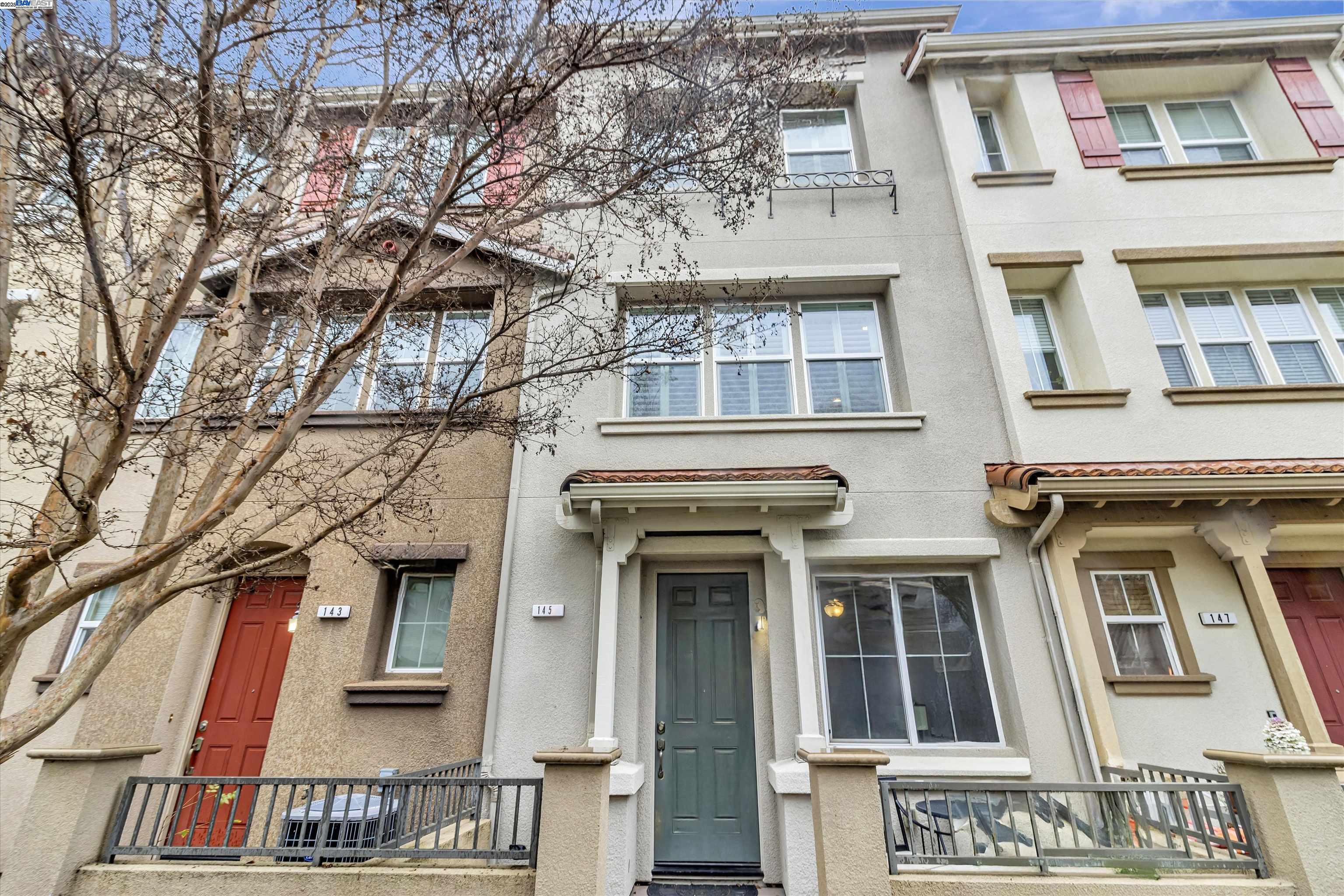 Photo #2: 41085117 Listing 