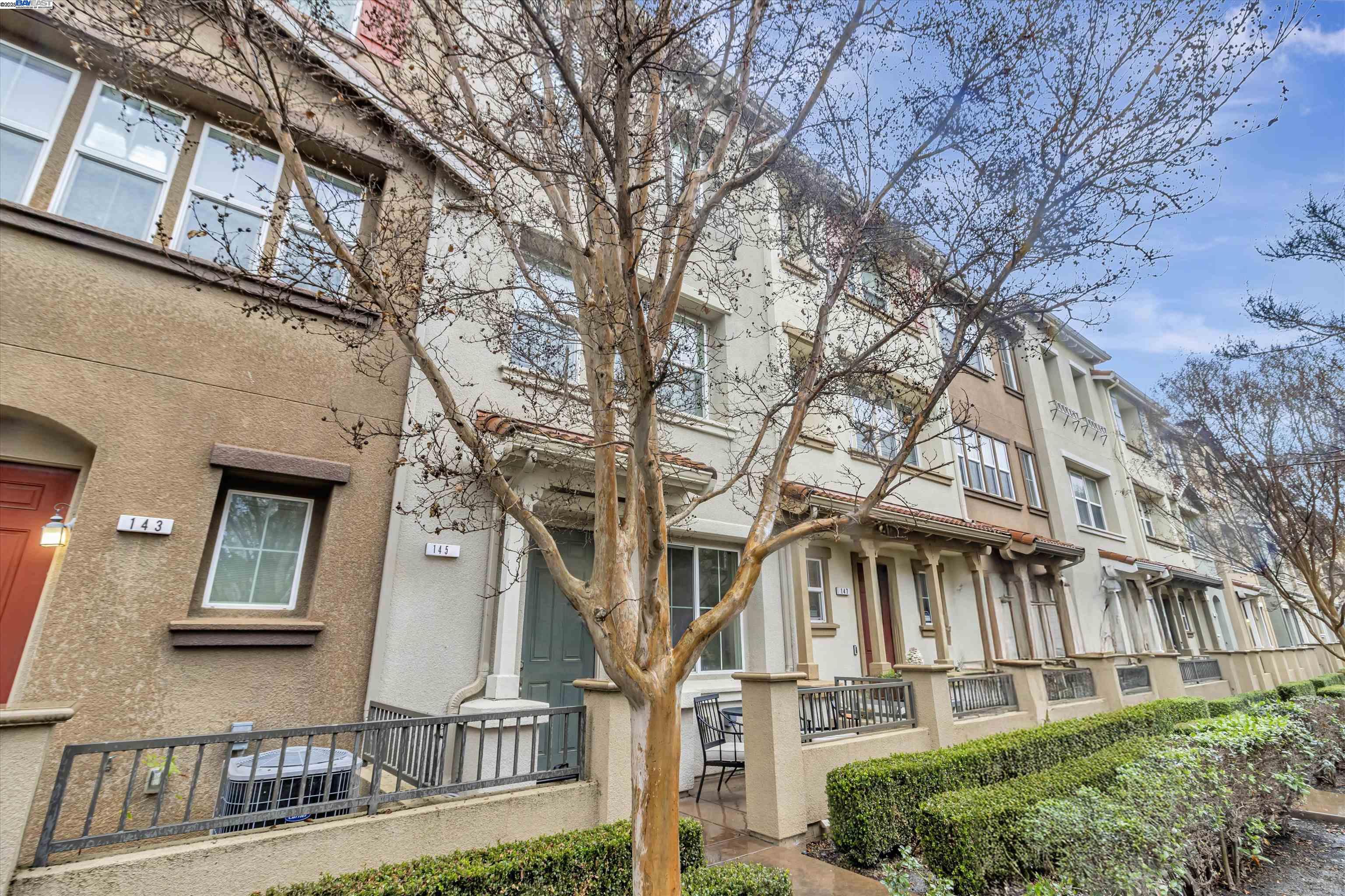 Photo #5: 41085117 Listing 