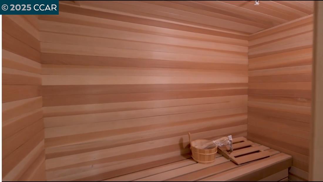 Detail Gallery Image 44 of 60 For 74 Middlefield Rd, Atherton,  CA 94027 - 9 Beds | 9/1 Baths