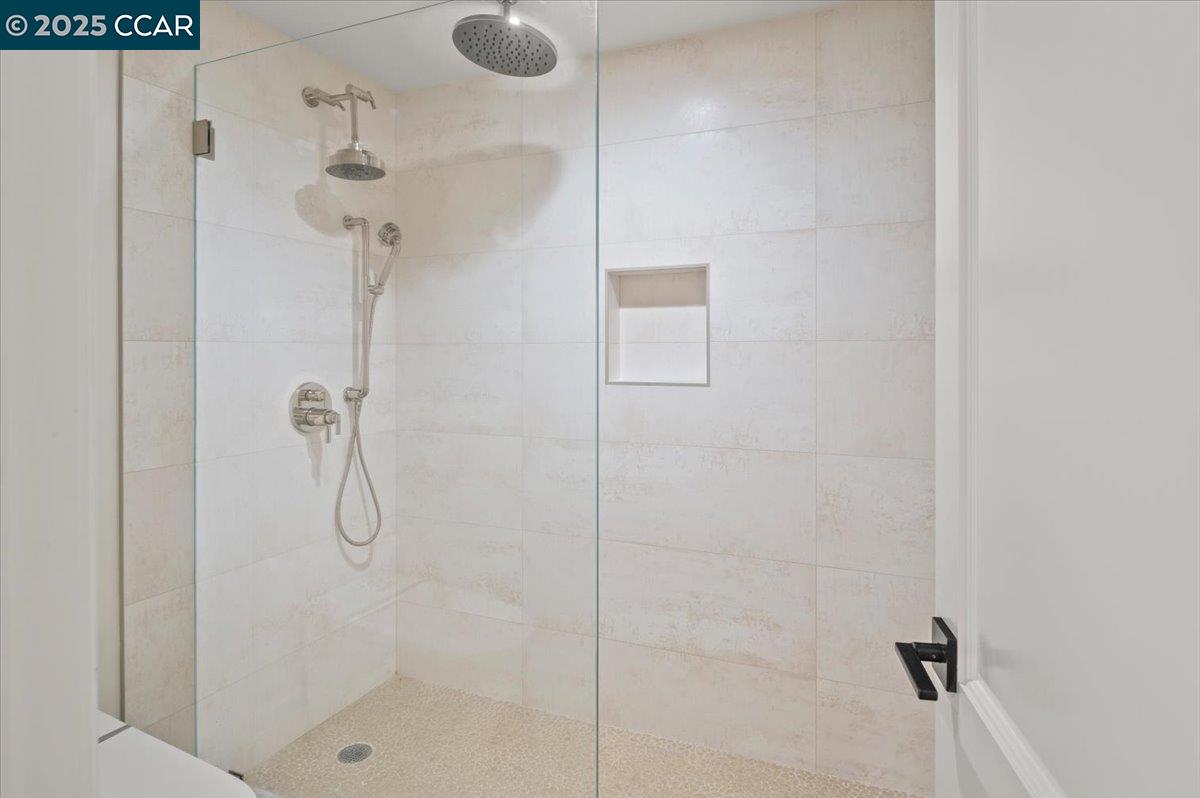 Detail Gallery Image 46 of 60 For 74 Middlefield Rd, Atherton,  CA 94027 - 9 Beds | 9/1 Baths