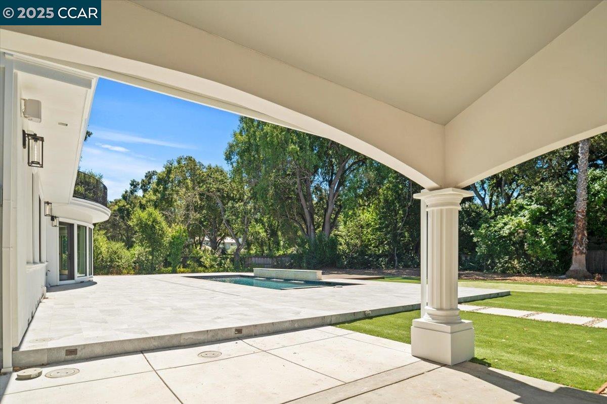 Detail Gallery Image 51 of 60 For 74 Middlefield Rd, Atherton,  CA 94027 - 9 Beds | 9/1 Baths