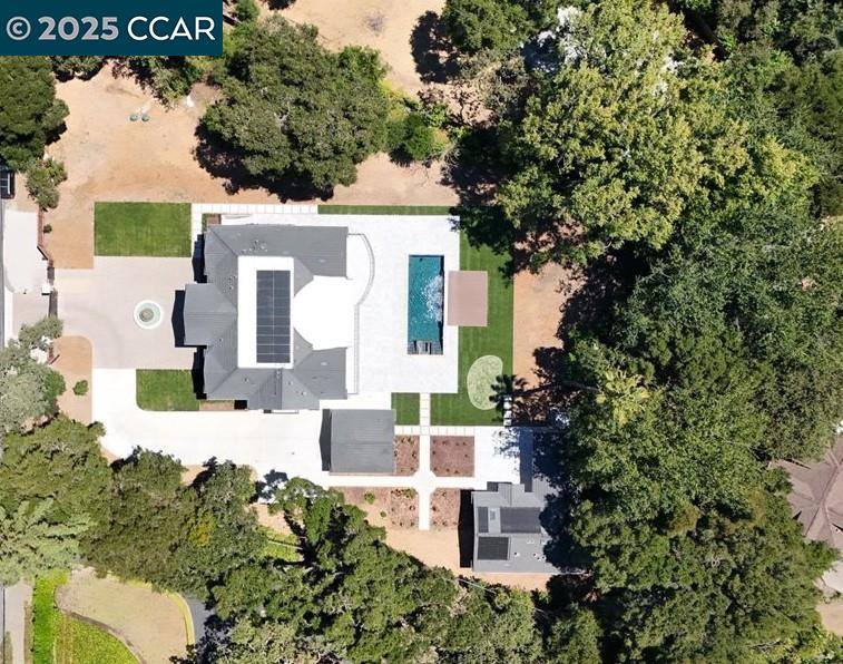 Detail Gallery Image 7 of 60 For 74 Middlefield Rd, Atherton,  CA 94027 - 9 Beds | 9/1 Baths