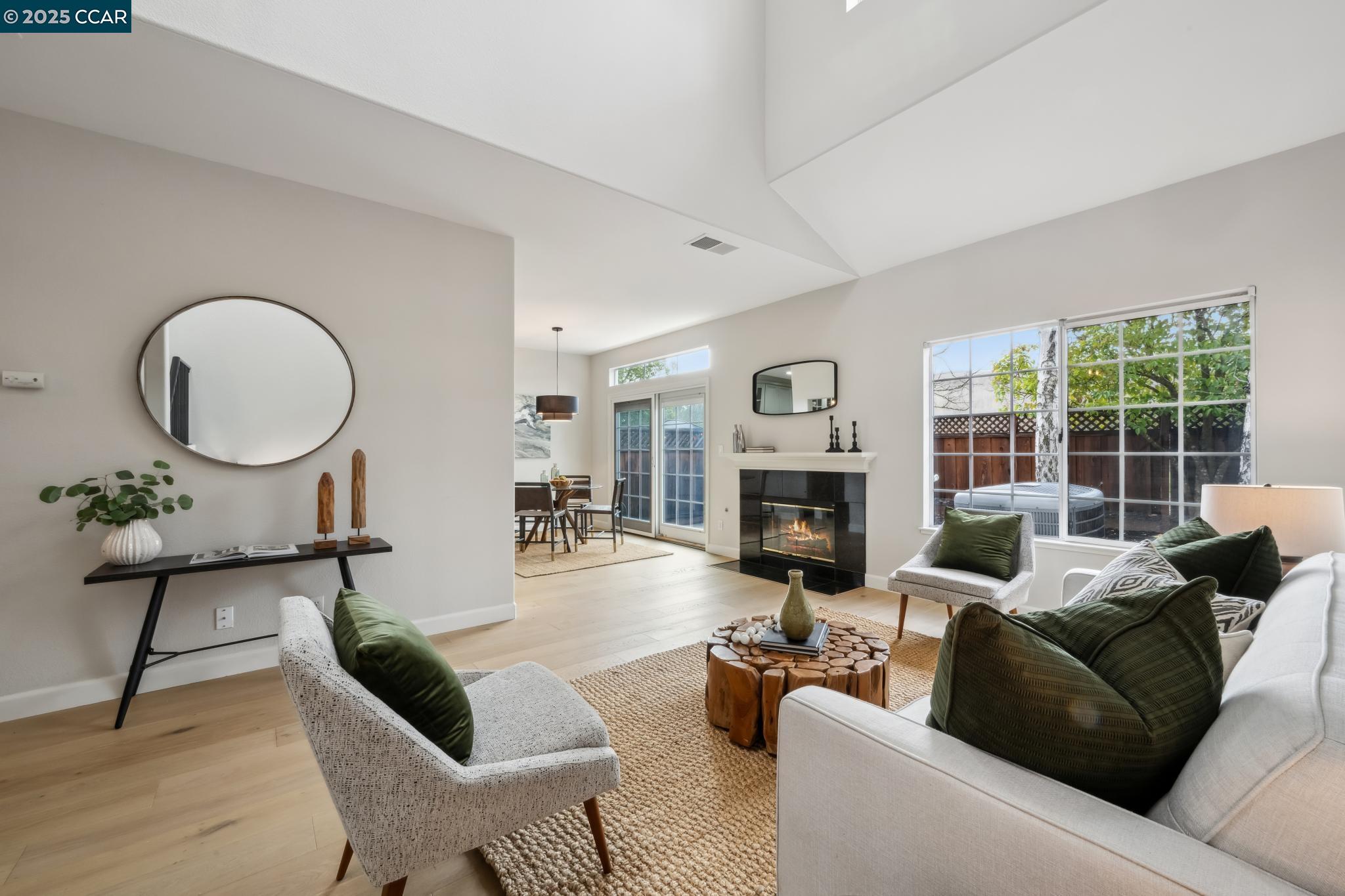 Photo #6: 41085139 Listing 