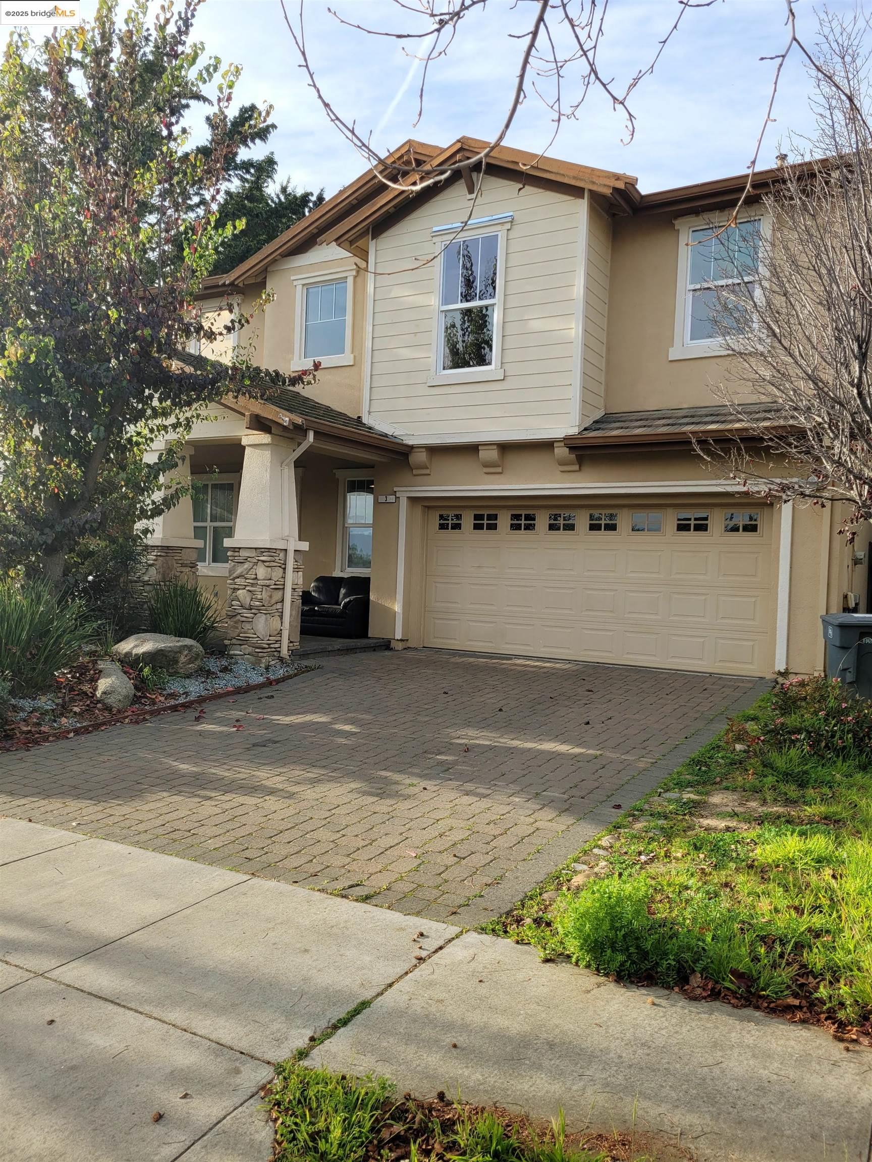 Detail Gallery Image 3 of 30 For 3 Tuscany Cir, Salinas,  CA 93905 - 4 Beds | 3 Baths