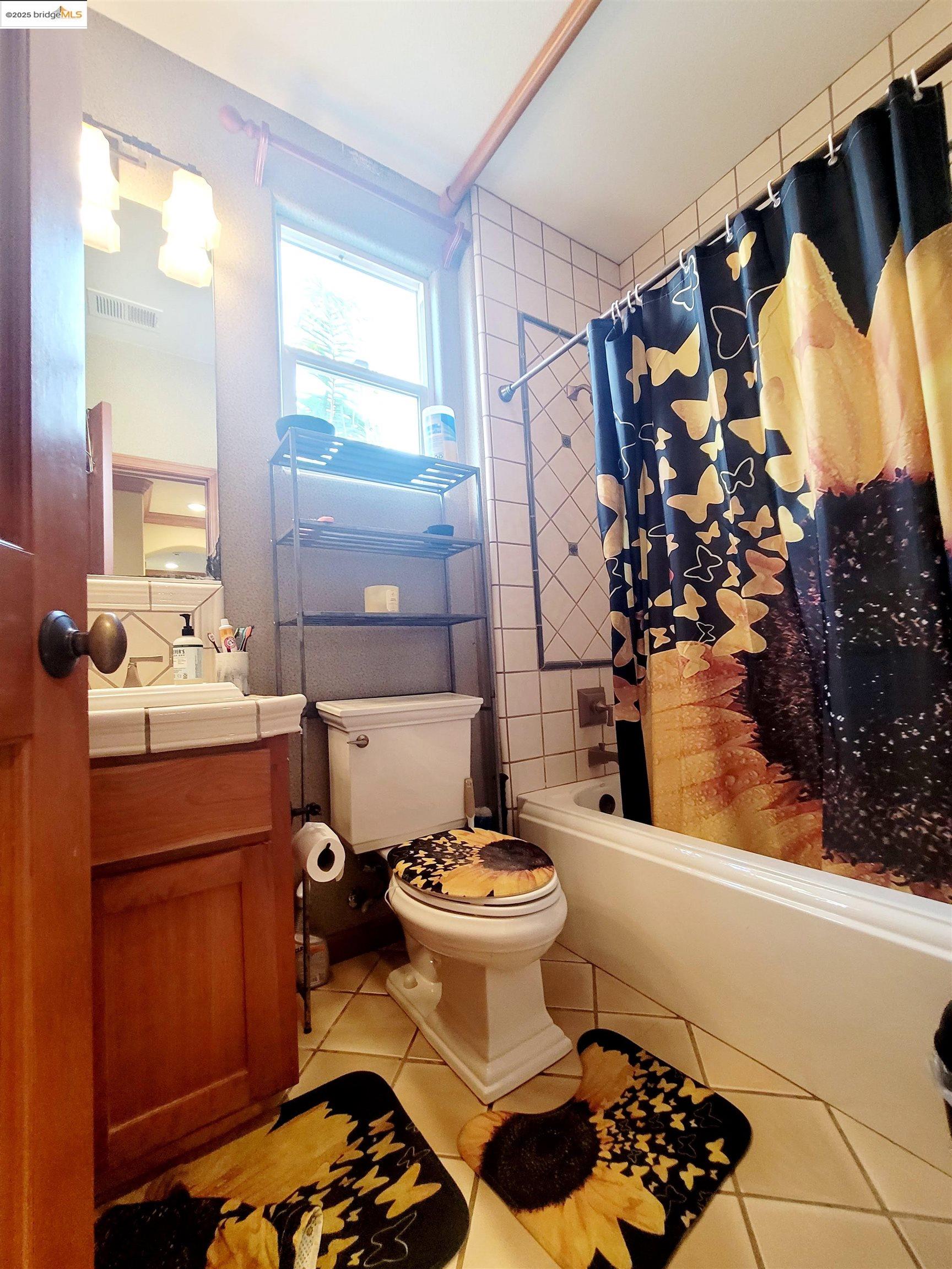 Detail Gallery Image 21 of 30 For 3 Tuscany Cir, Salinas,  CA 93905 - 4 Beds | 3 Baths