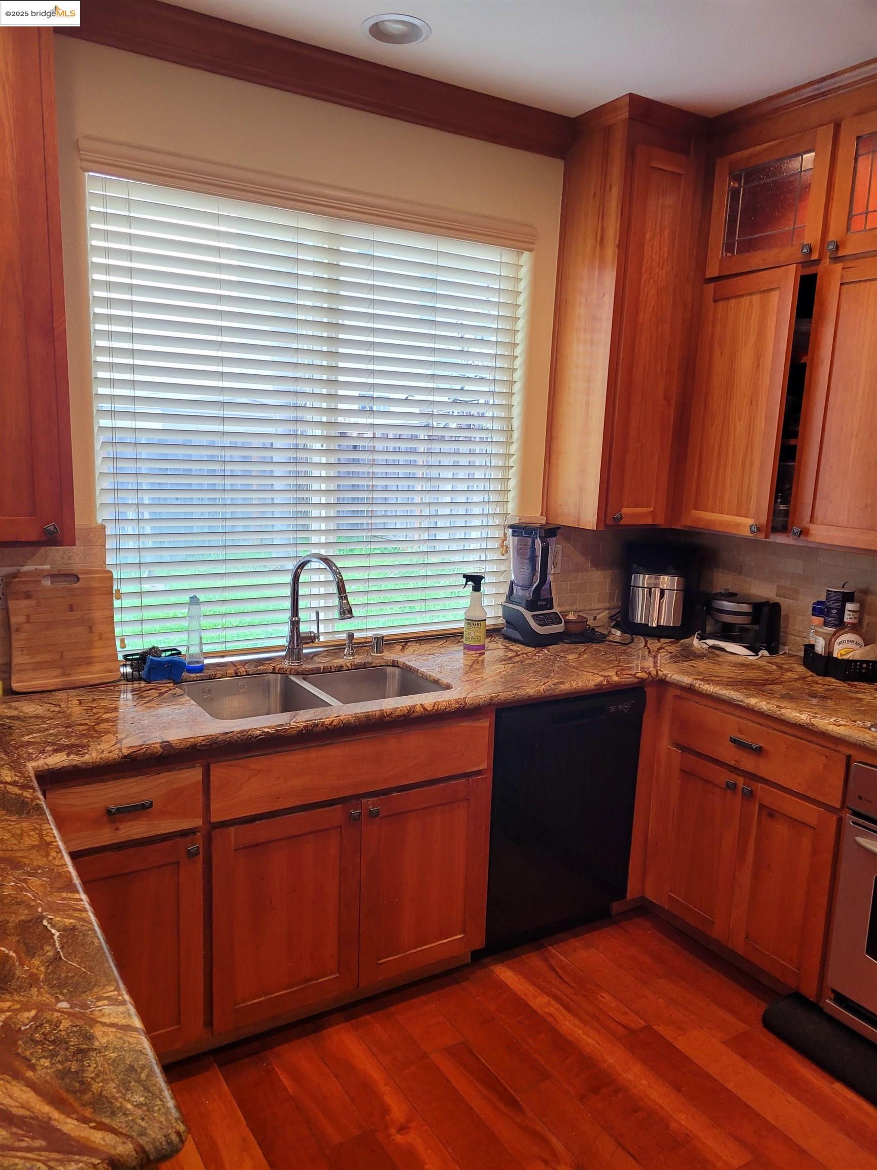 Detail Gallery Image 26 of 30 For 3 Tuscany Cir, Salinas,  CA 93905 - 4 Beds | 3 Baths