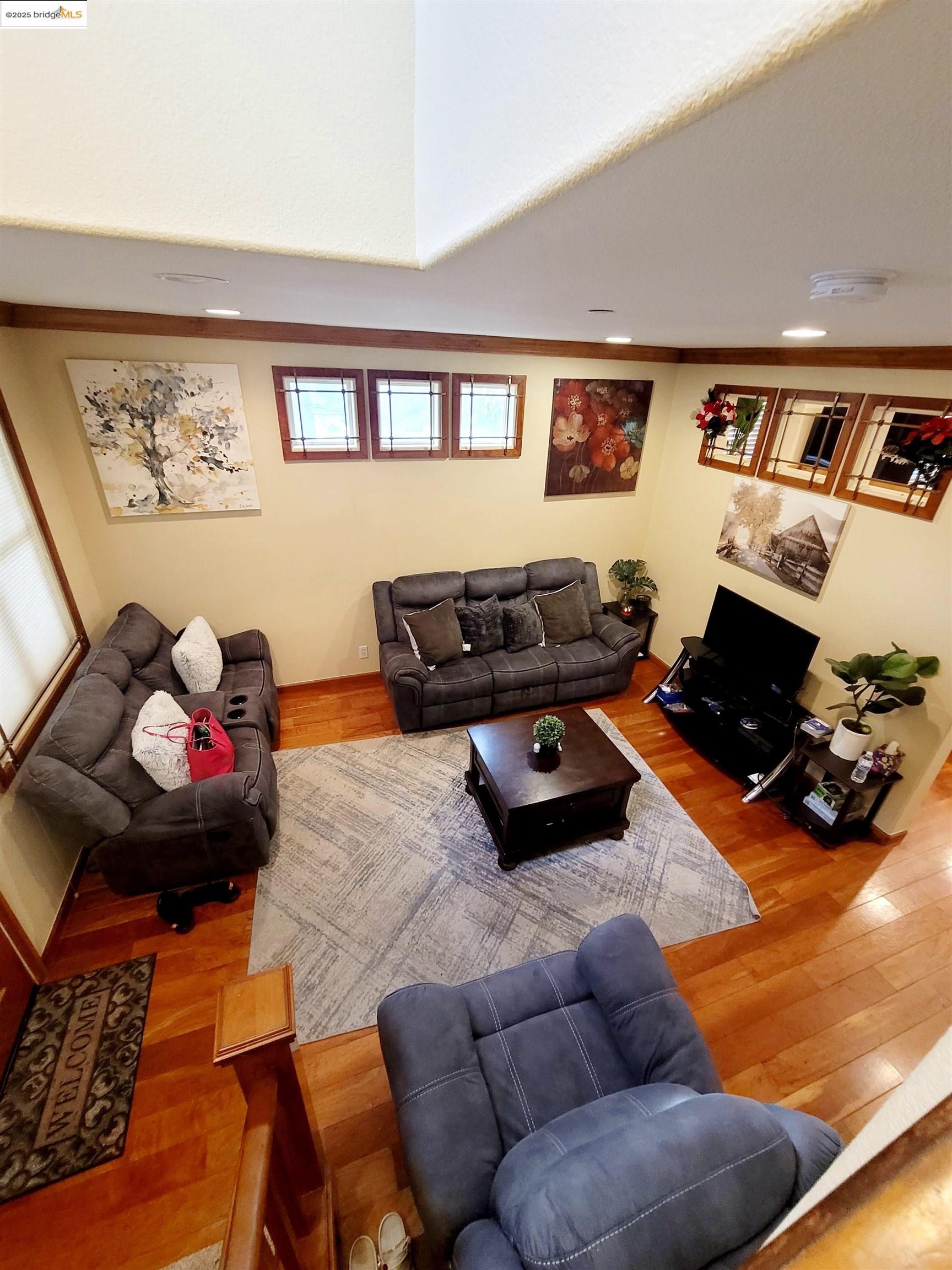 Detail Gallery Image 5 of 30 For 3 Tuscany Cir, Salinas,  CA 93905 - 4 Beds | 3 Baths