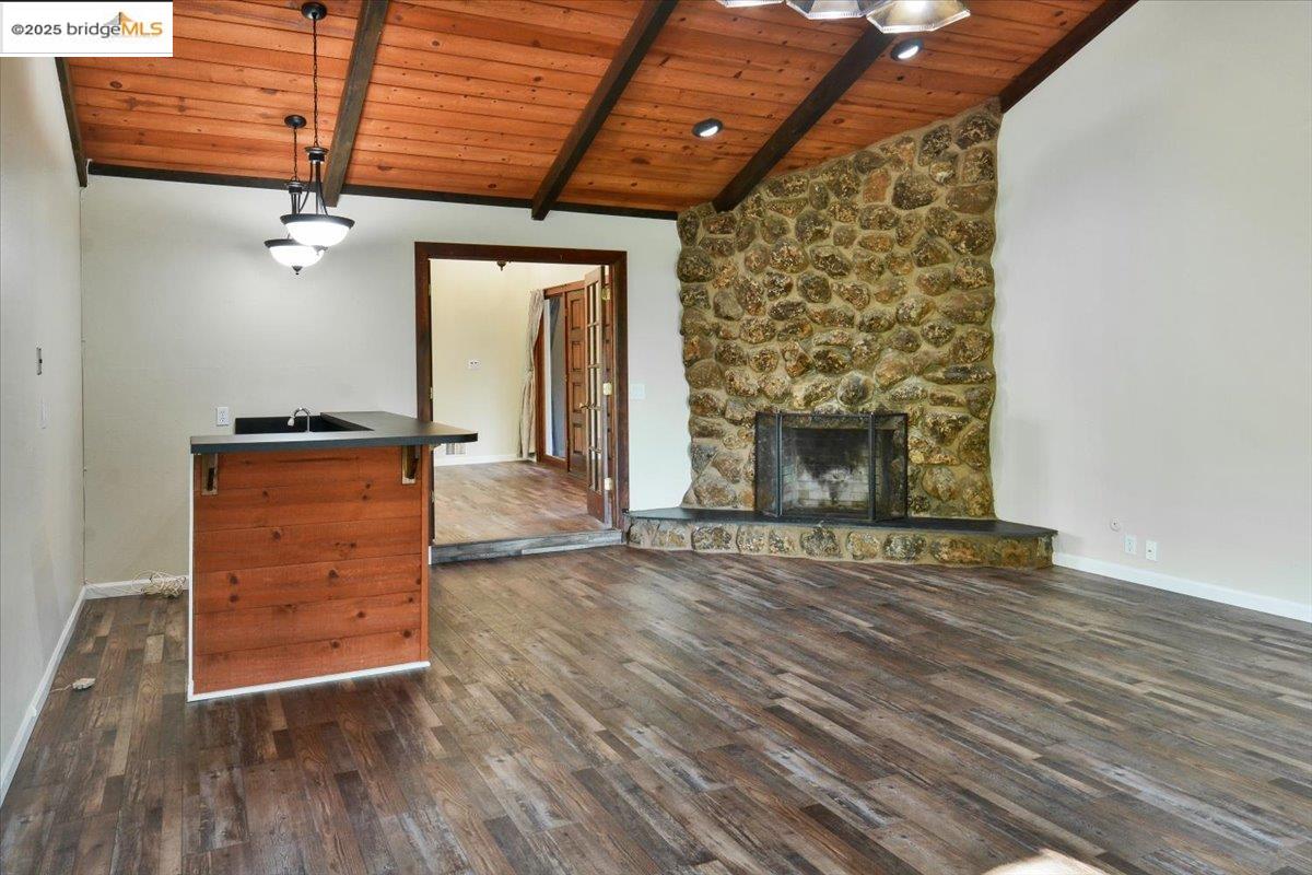 Detail Gallery Image 23 of 51 For 1610 Lawrence Rd, Danville,  CA 94506 - 4 Beds | 2/1 Baths