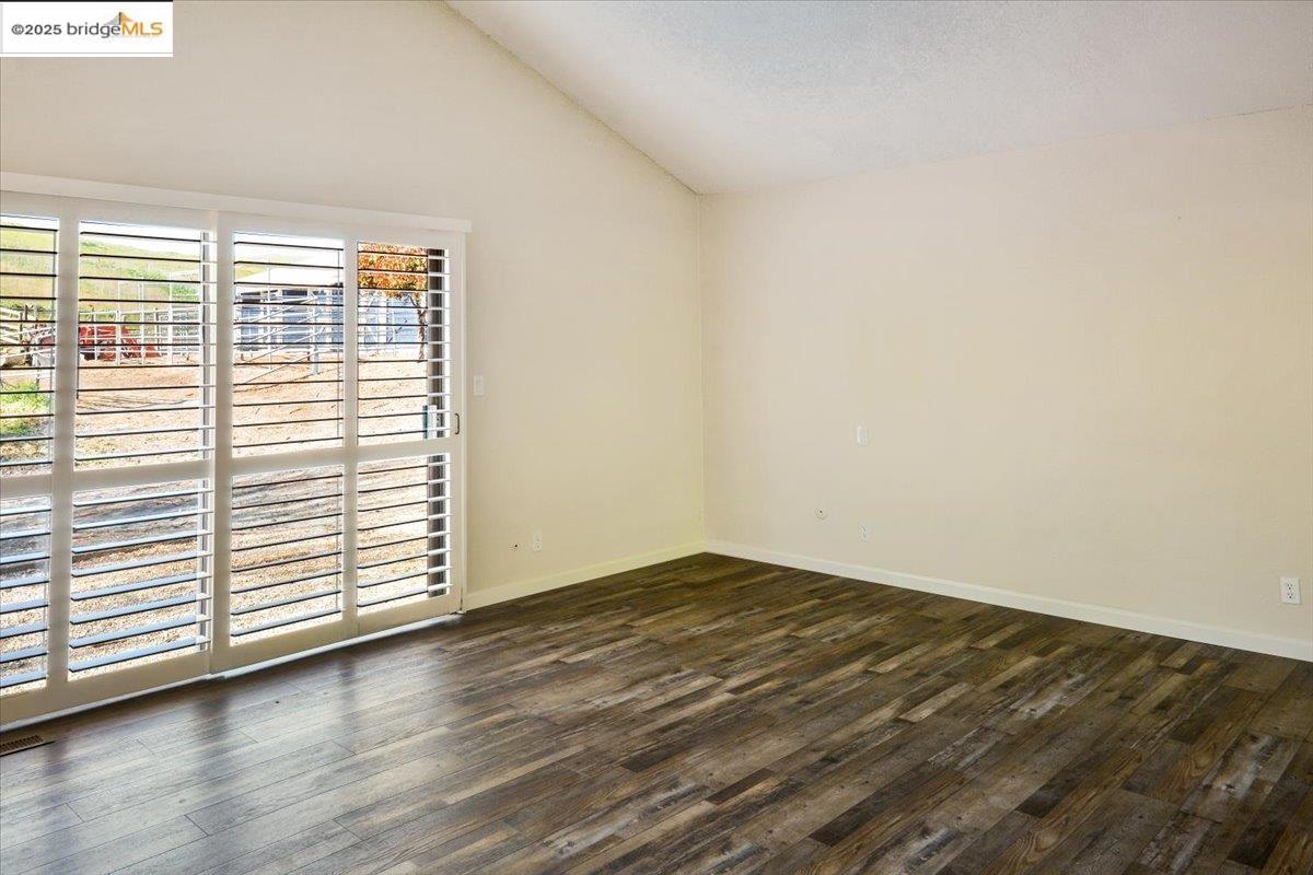Detail Gallery Image 31 of 51 For 1610 Lawrence Rd, Danville,  CA 94506 - 4 Beds | 2/1 Baths