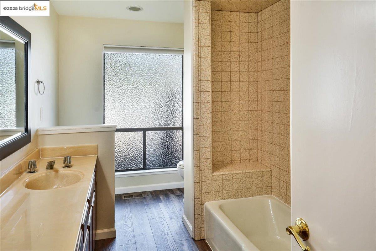 Detail Gallery Image 38 of 51 For 1610 Lawrence Rd, Danville,  CA 94506 - 4 Beds | 2/1 Baths