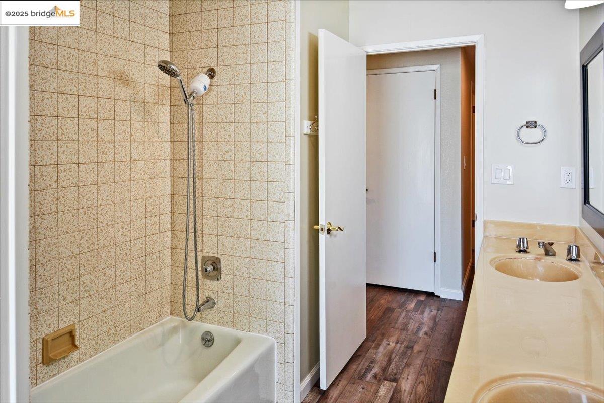 Detail Gallery Image 39 of 51 For 1610 Lawrence Rd, Danville,  CA 94506 - 4 Beds | 2/1 Baths