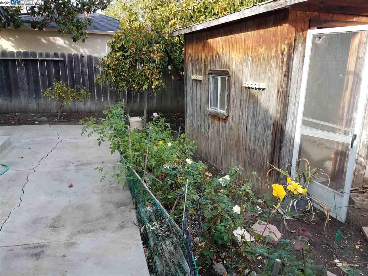 Detail Gallery Image 20 of 22 For 26732 Tyrrell Ave, Hayward,  CA 94544 - 3 Beds | 2 Baths